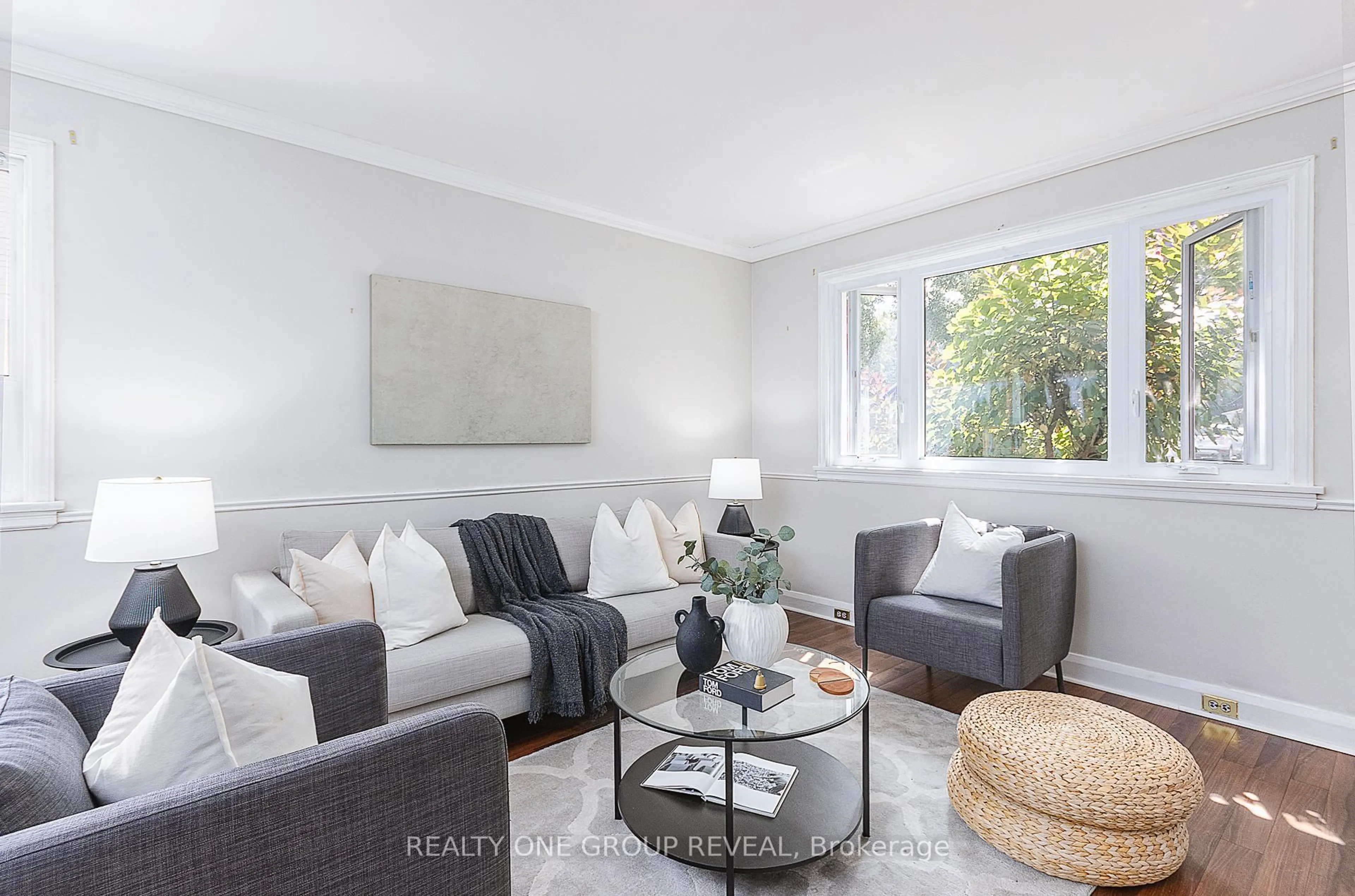 Living room with furniture, unknown for 629 Grierson St, Oshawa Ontario L1G 5J3