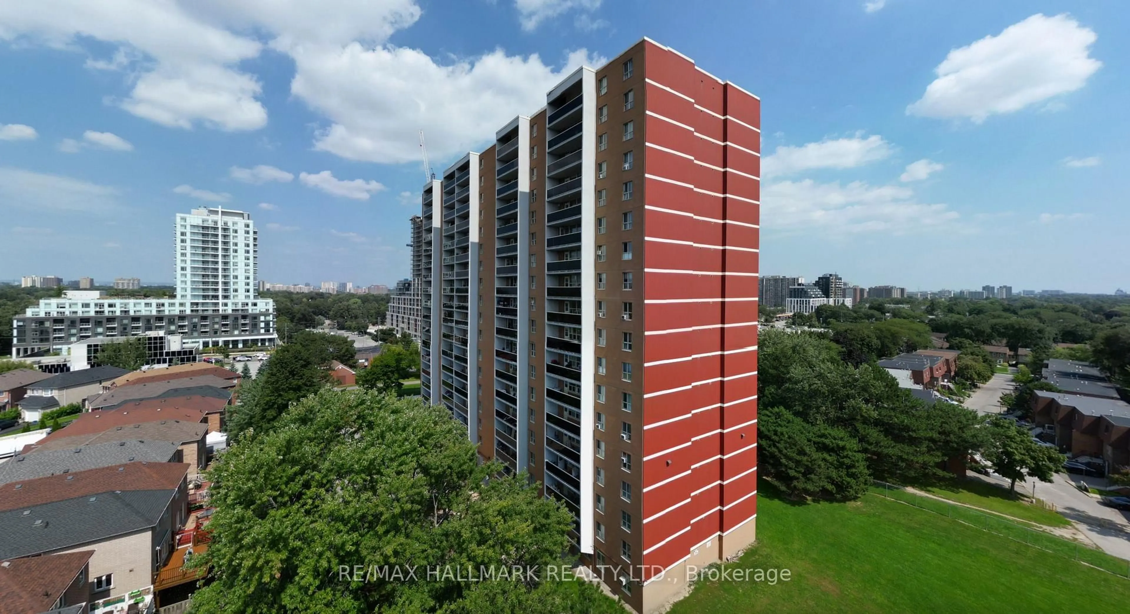 A pic from outside/outdoor area/front of a property/back of a property/a pic from drone, city buildings view from balcony for 270 Palmdale Dr #310, Toronto Ontario M1T 3N8