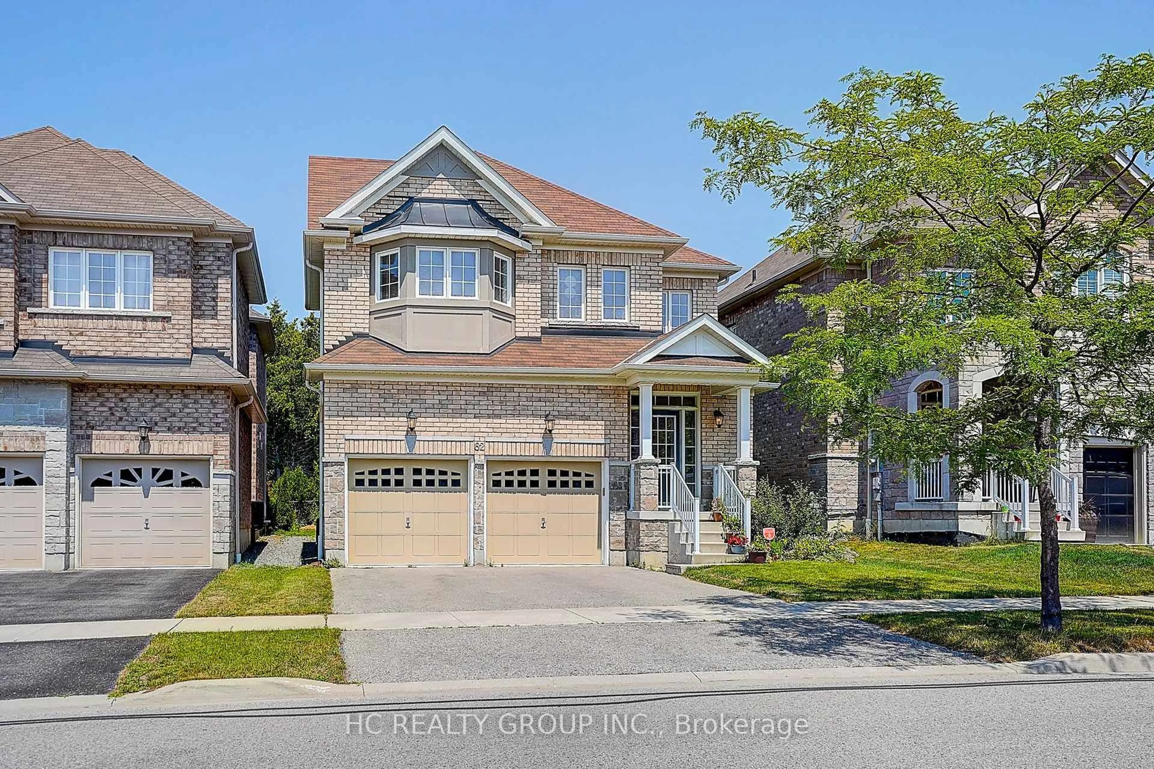 Home with brick exterior material, street for 62 Promenade Dr, Whitby Ontario L1R 0L4