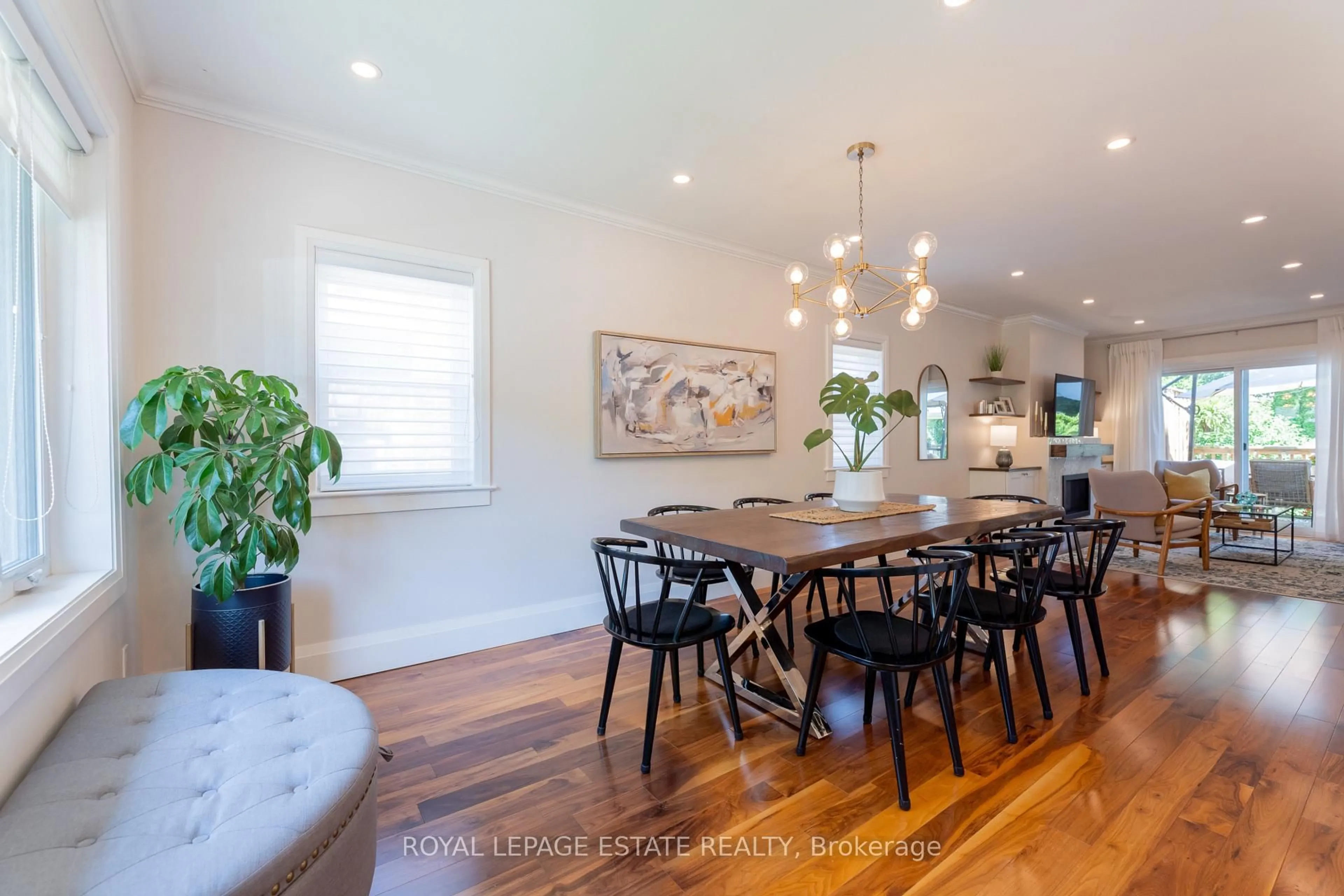 Open concept kitchen, wood/laminate floor for 107 Vanbrugh Ave, Toronto Ontario M1N 3T4