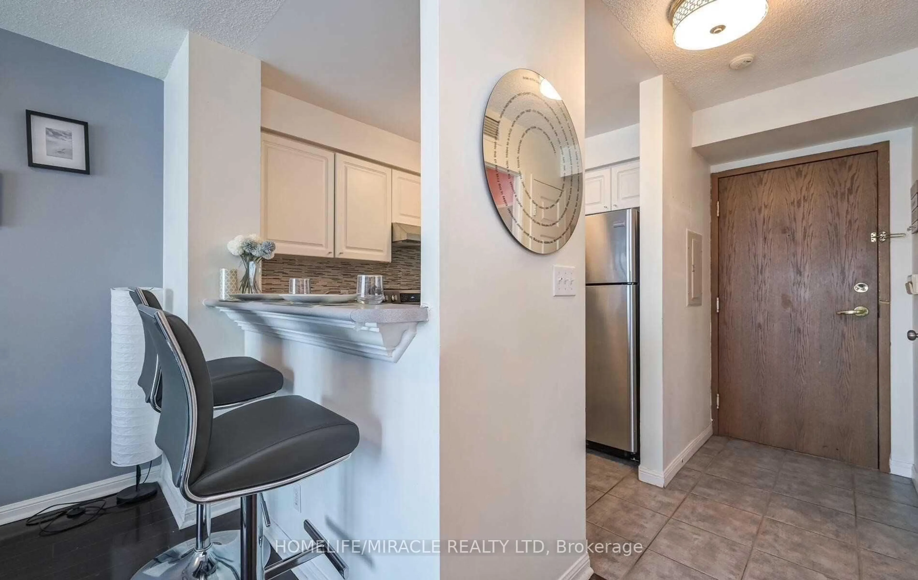 Standard kitchen, unknown for 11 Lee Centre Dr #2305, Toronto Ontario M1H 3J5