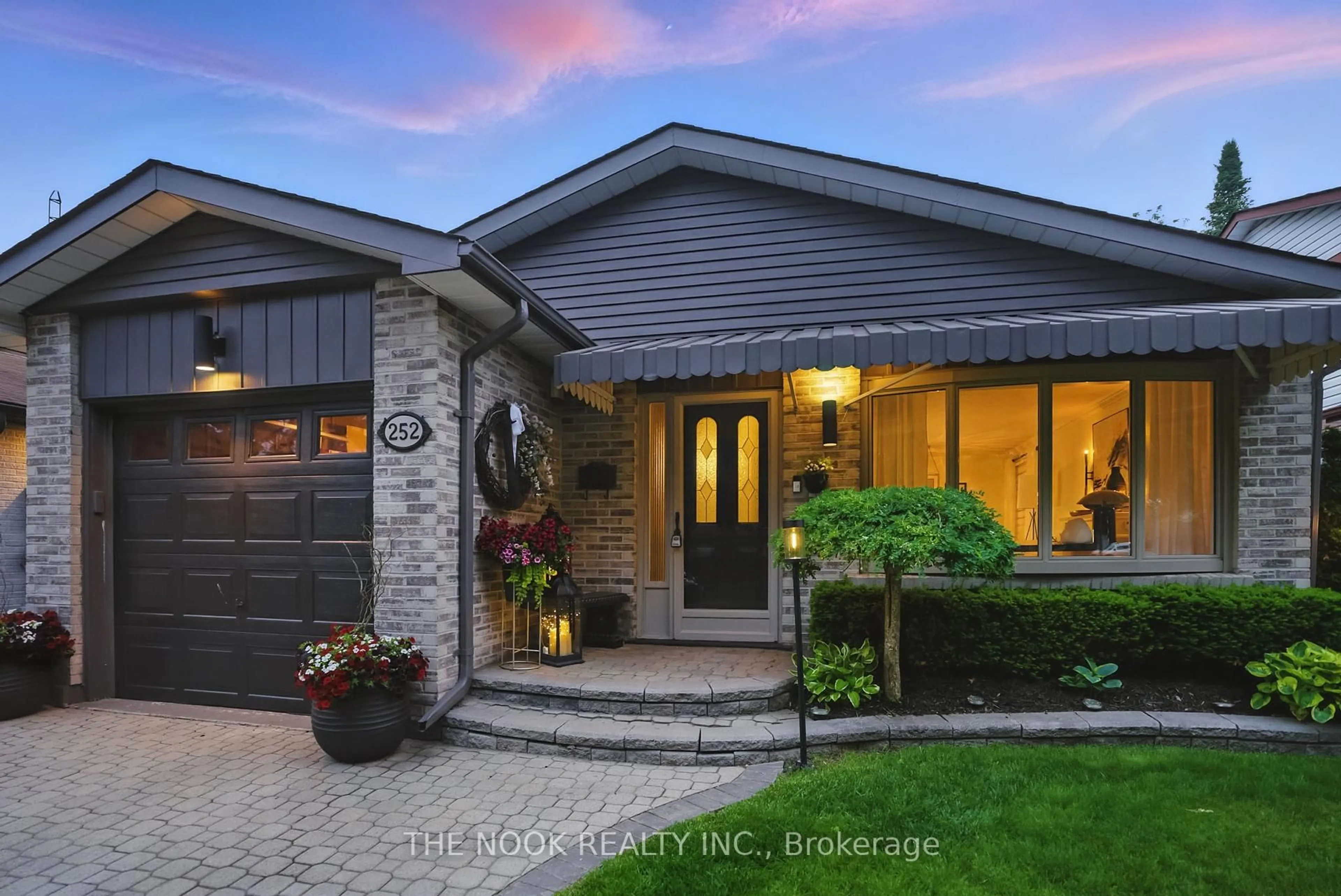 Home with brick exterior material, street for 252 Limerick St, Oshawa Ontario L1J 6K9