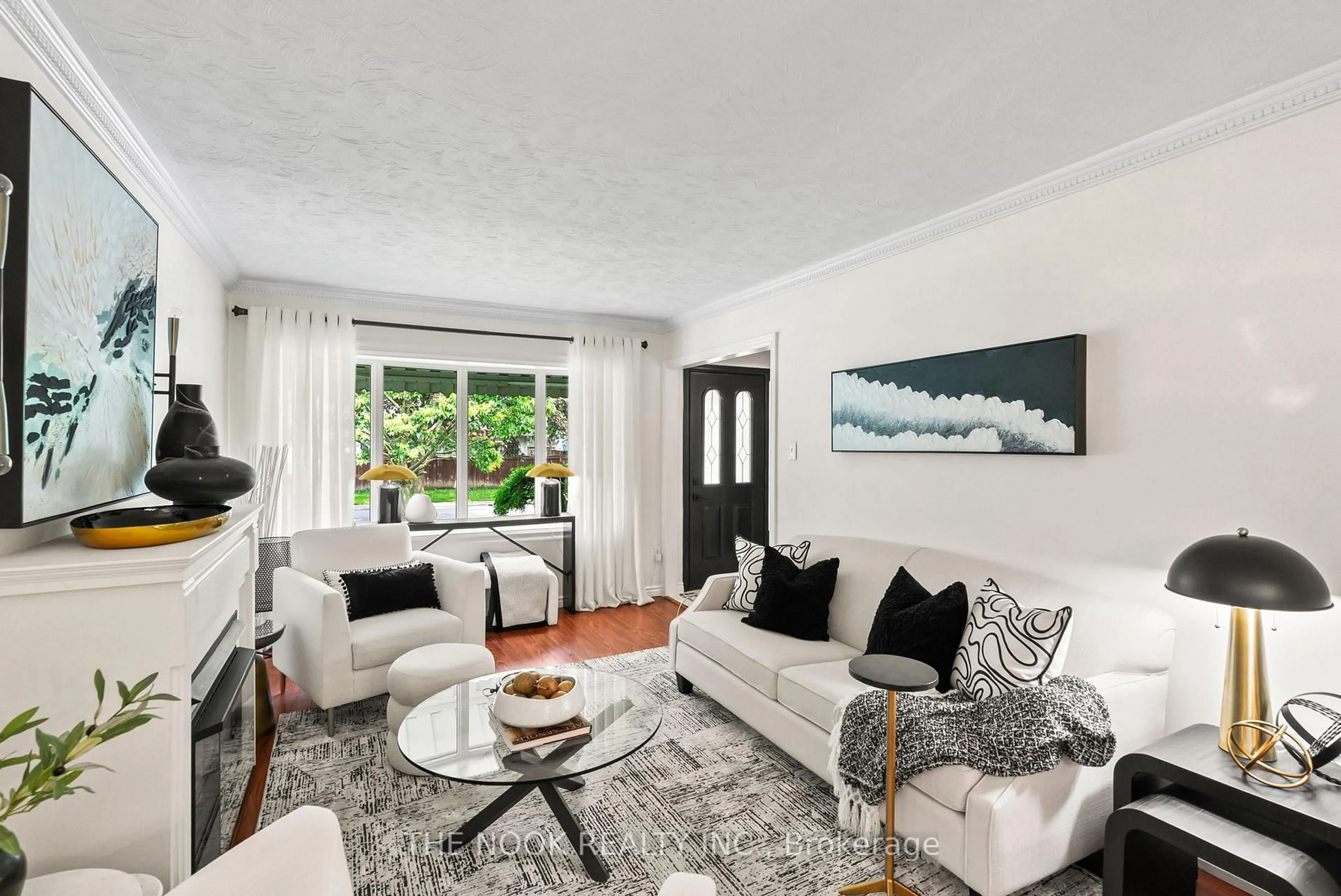 Living room with furniture, unknown for 252 Limerick St, Oshawa Ontario L1J 6K9