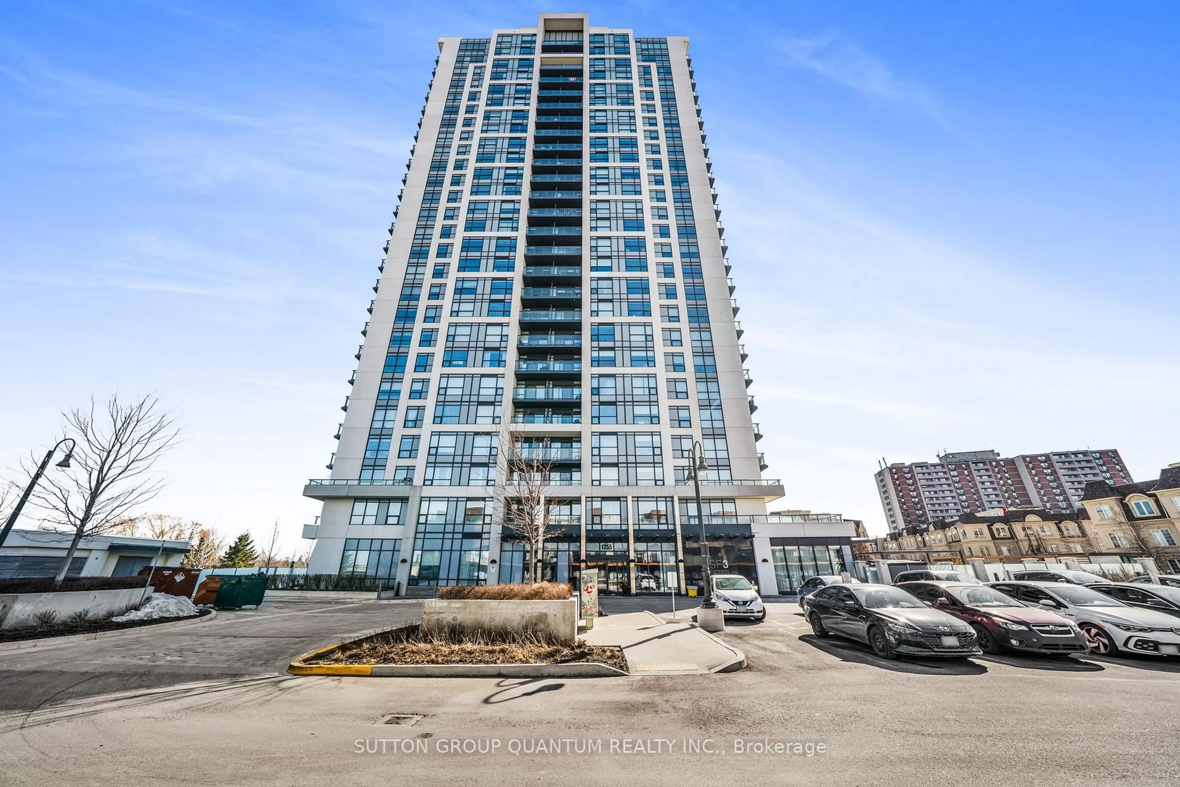 Indoor foyer for 1255 Bayly St #1103, Pickering Ontario L1W 0B6