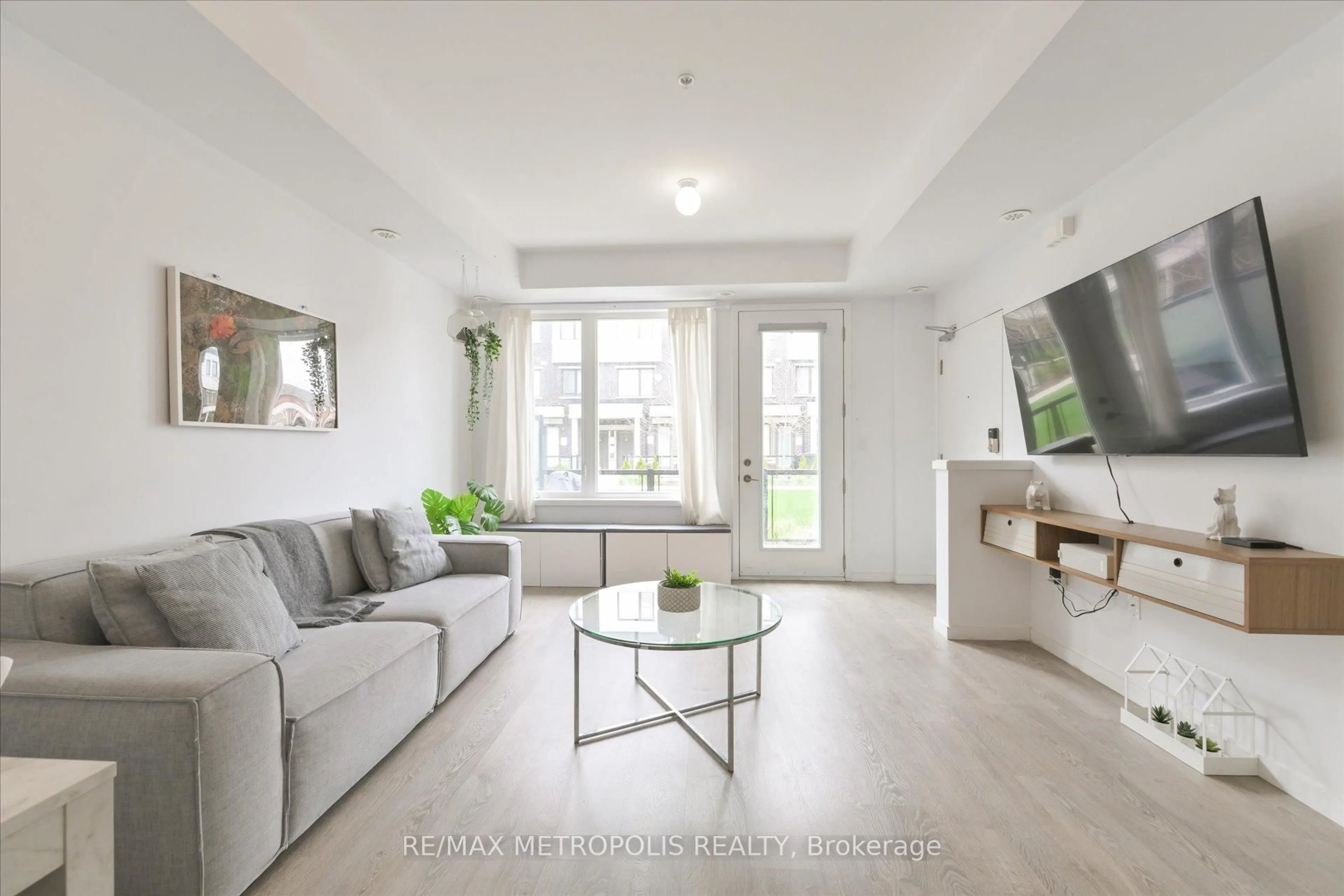 Living room with furniture, unknown for 1711 Pure Springs Blvd Blvd #503, Pickering Ontario L1X 0E3