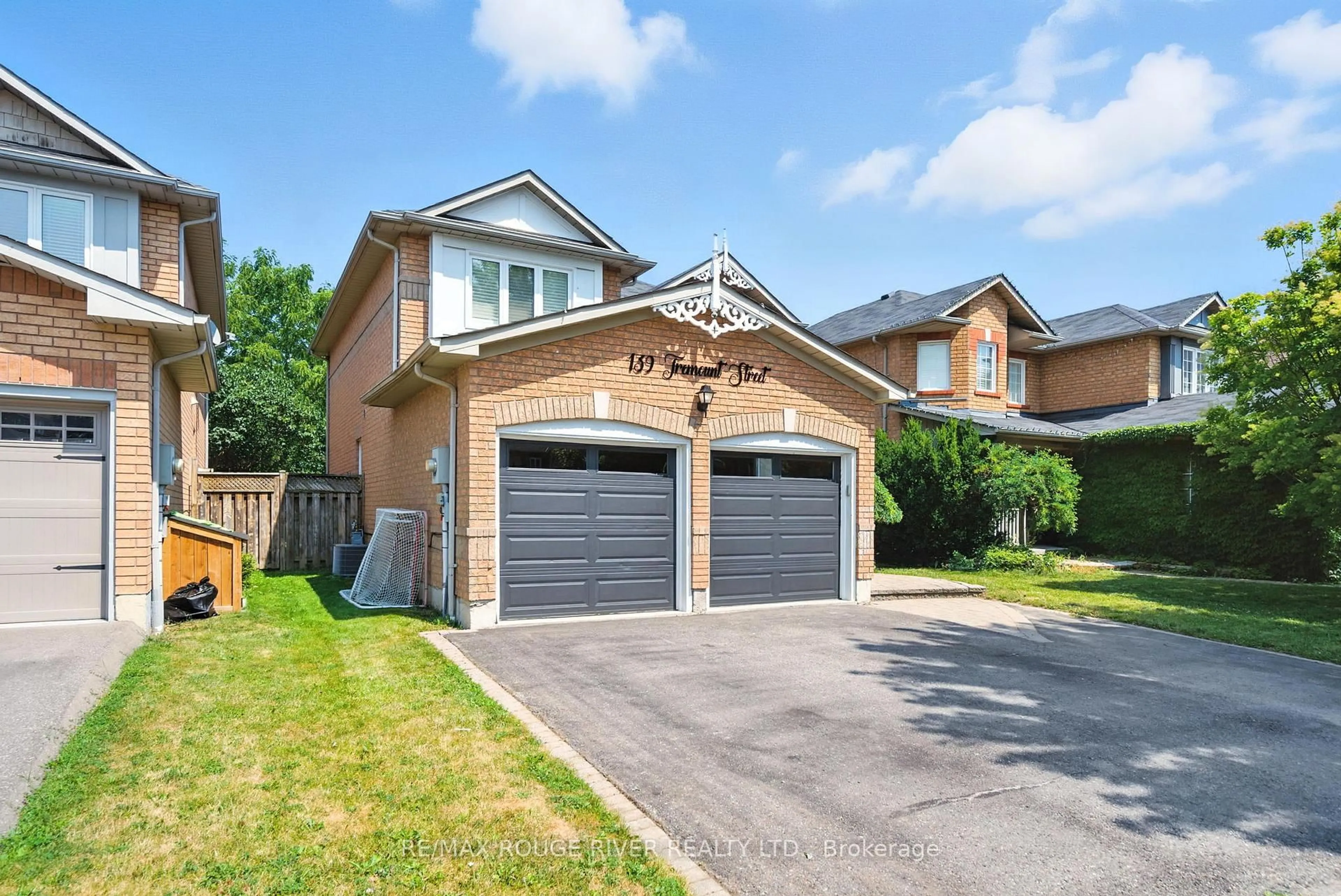 Home with brick exterior material, street for 139 Tremount St, Whitby Ontario L1M 1E9