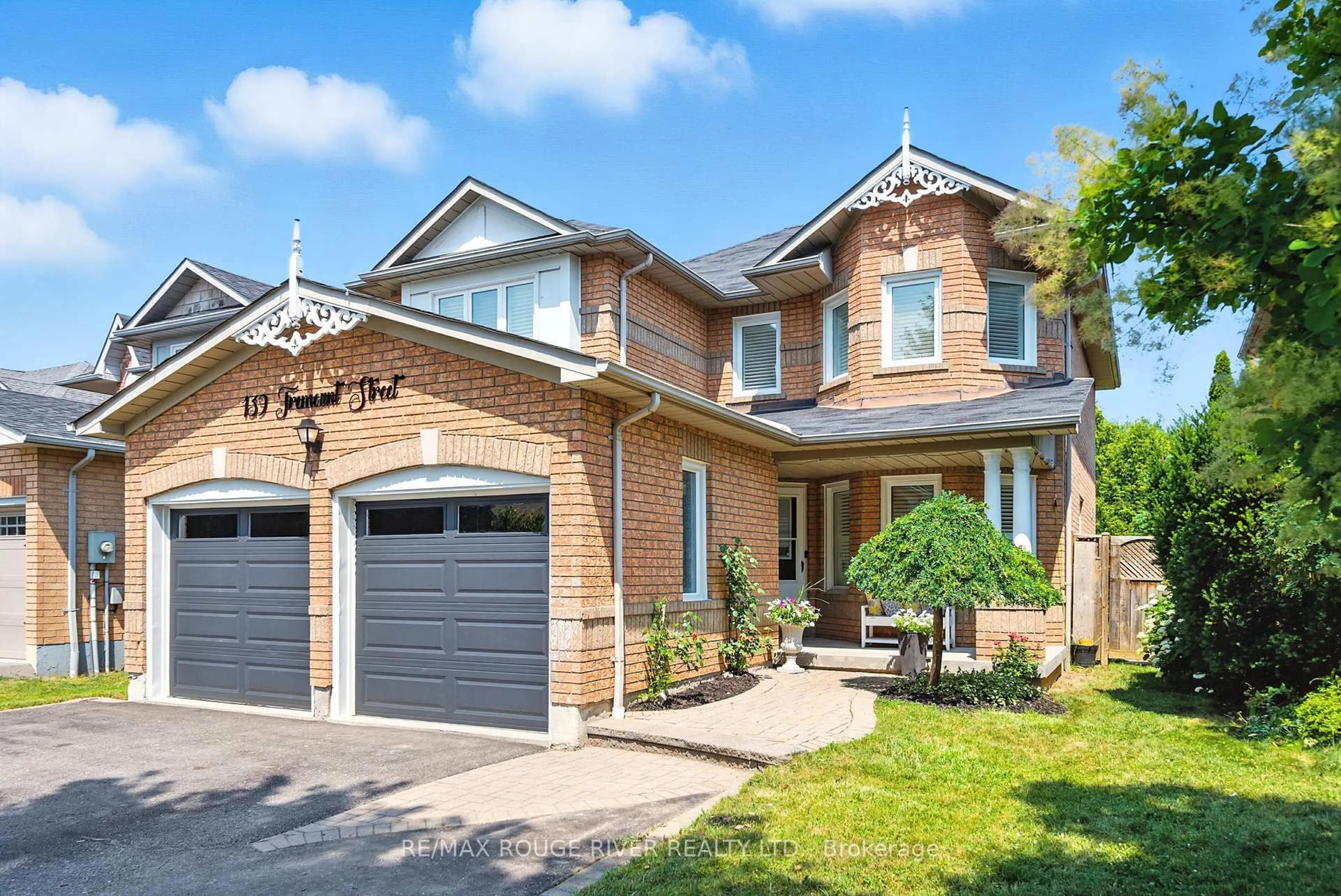Home with brick exterior material, street for 139 Tremount St, Whitby Ontario L1M 1E9