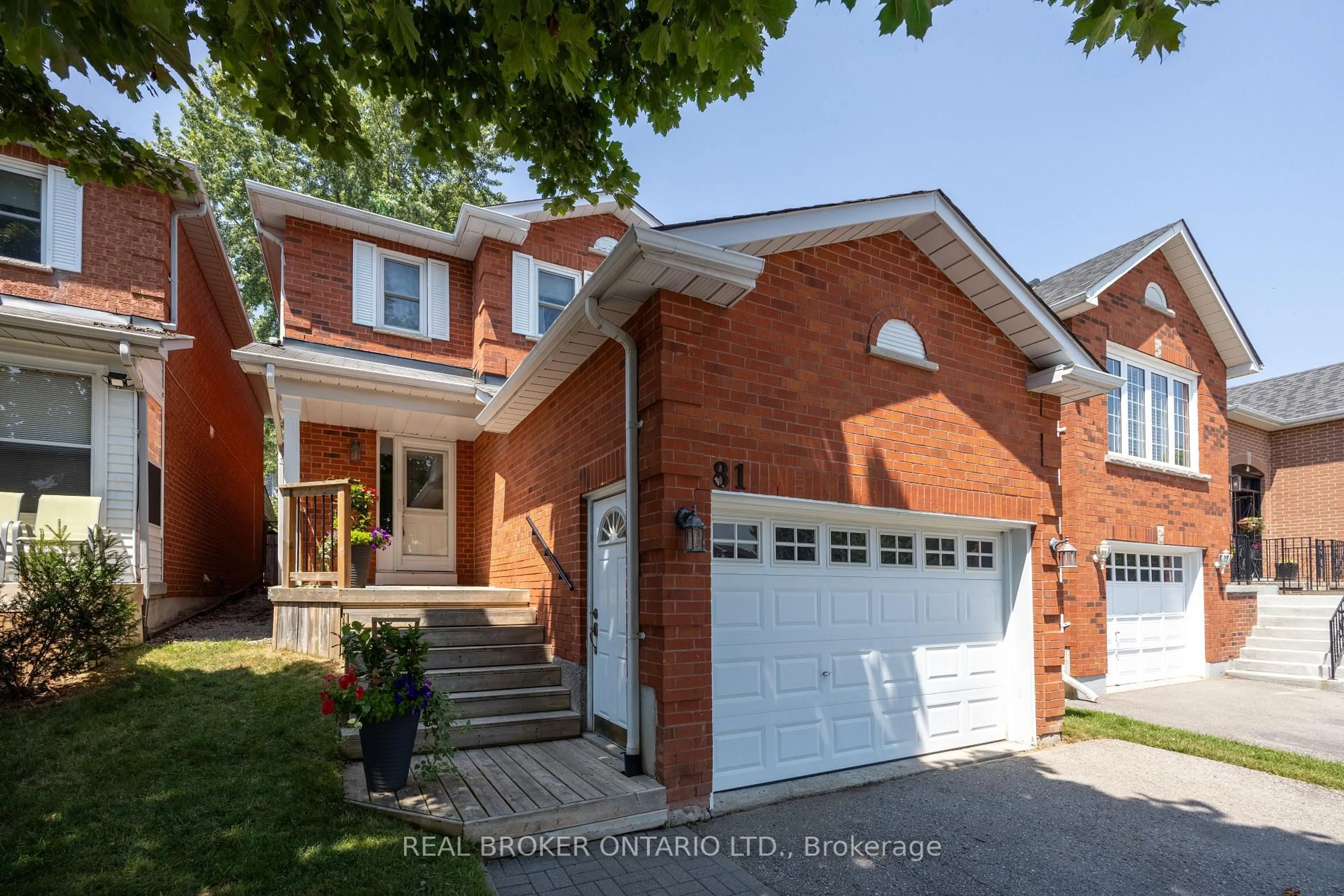Home with brick exterior material, street for 81 Mccrimmon Cres, Clarington Ontario L1C 4N3