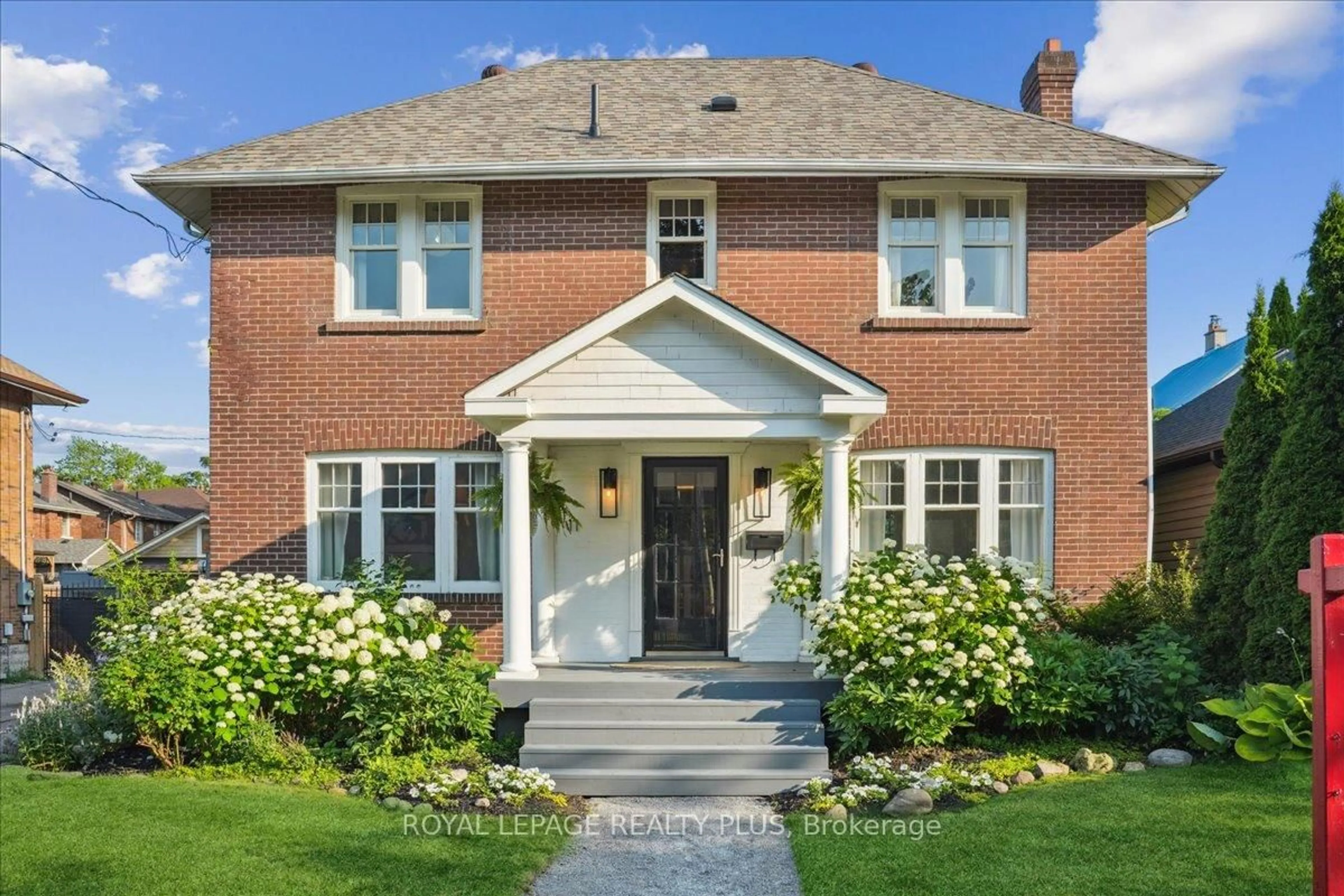 Home with brick exterior material, street for 11 Connaught St, Oshawa Ontario L1G 2G8
