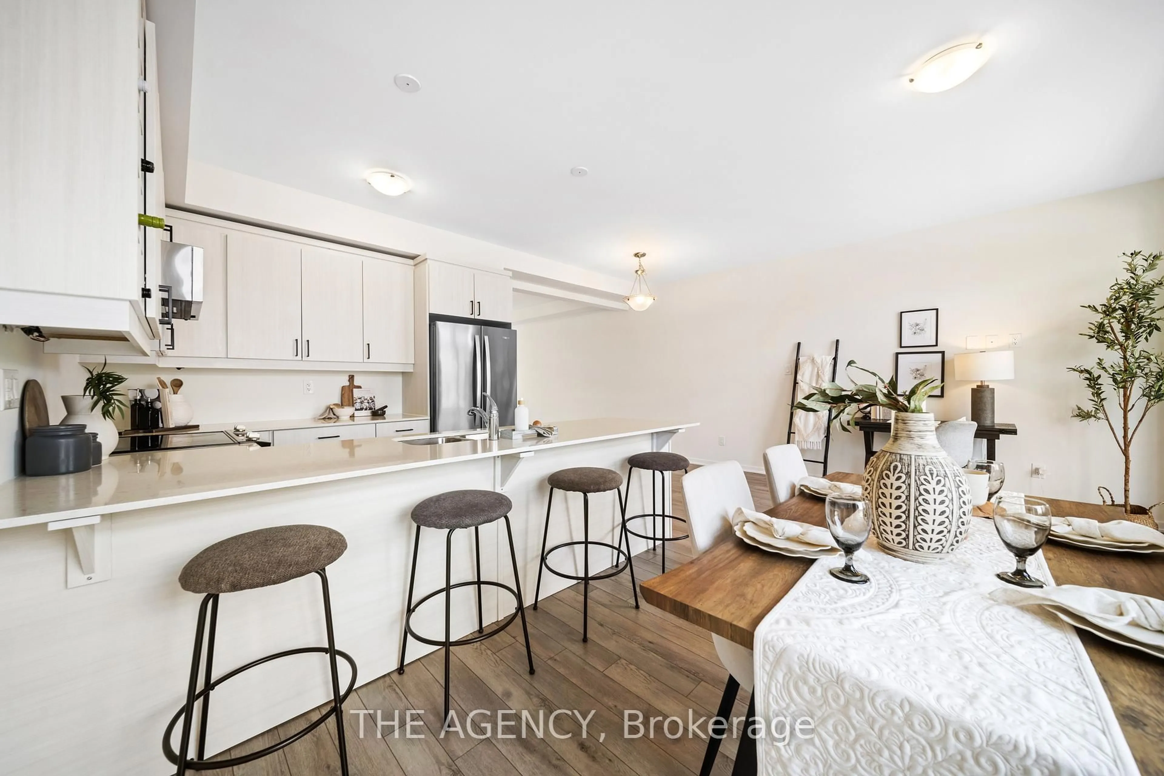 Open concept kitchen, unknown for 1986 Wilson Rd, Oshawa Ontario L1H 7K5