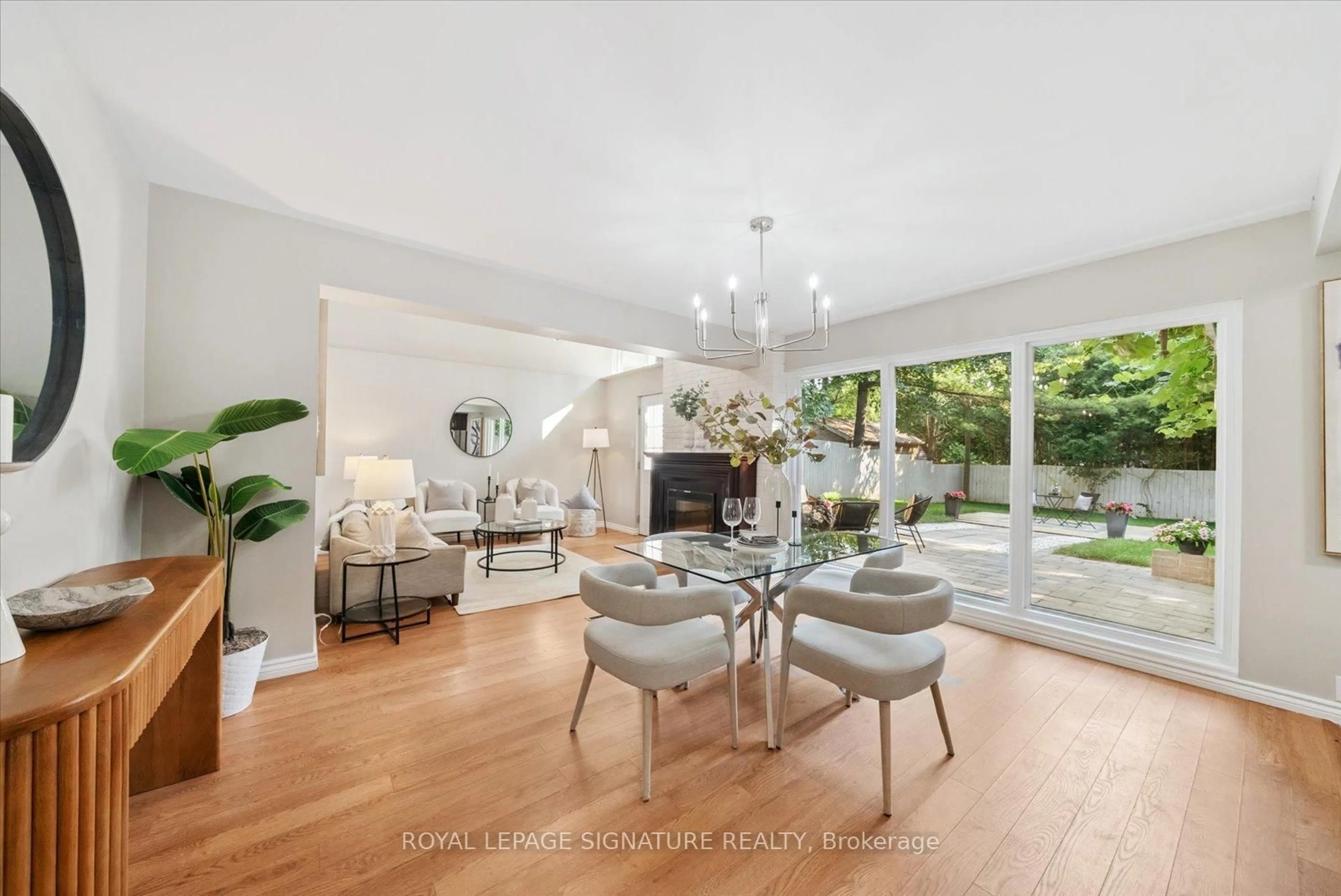 Dining room, unknown for 52 Munson Cres, Toronto Ontario M1P 3M9