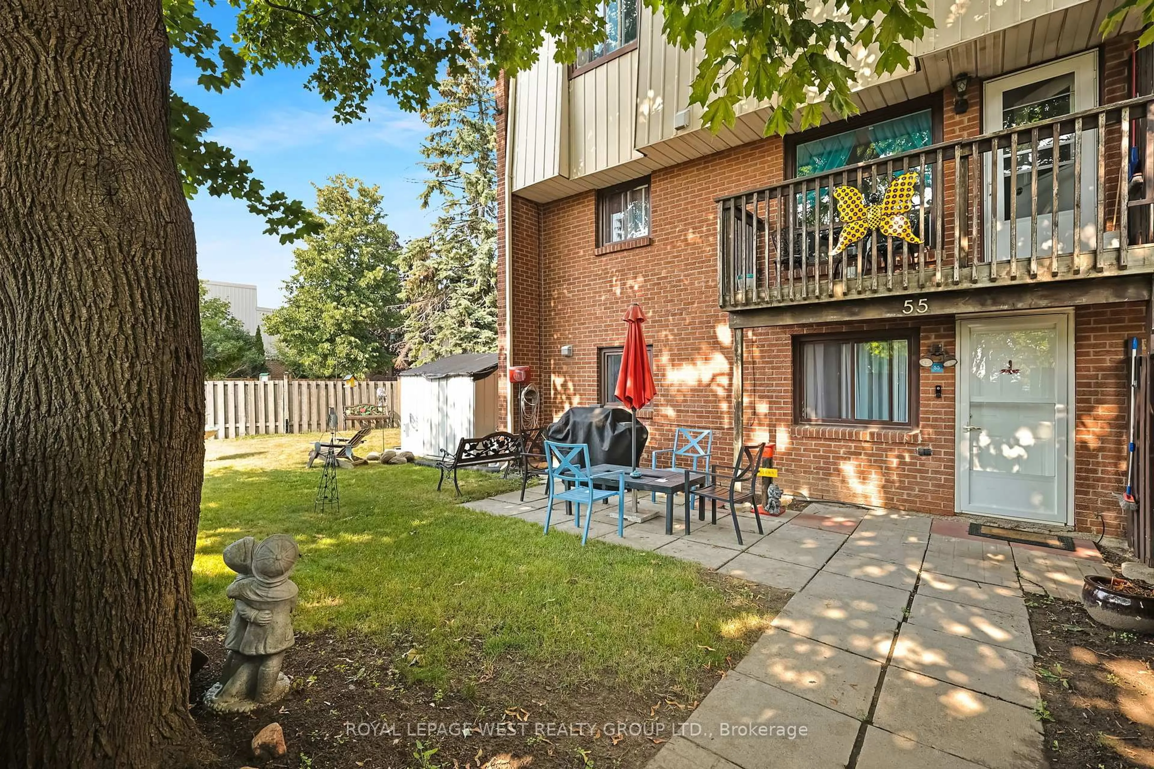 Patio, street for 1100 Oxford St #55, Oshawa Ontario L1J 6G4