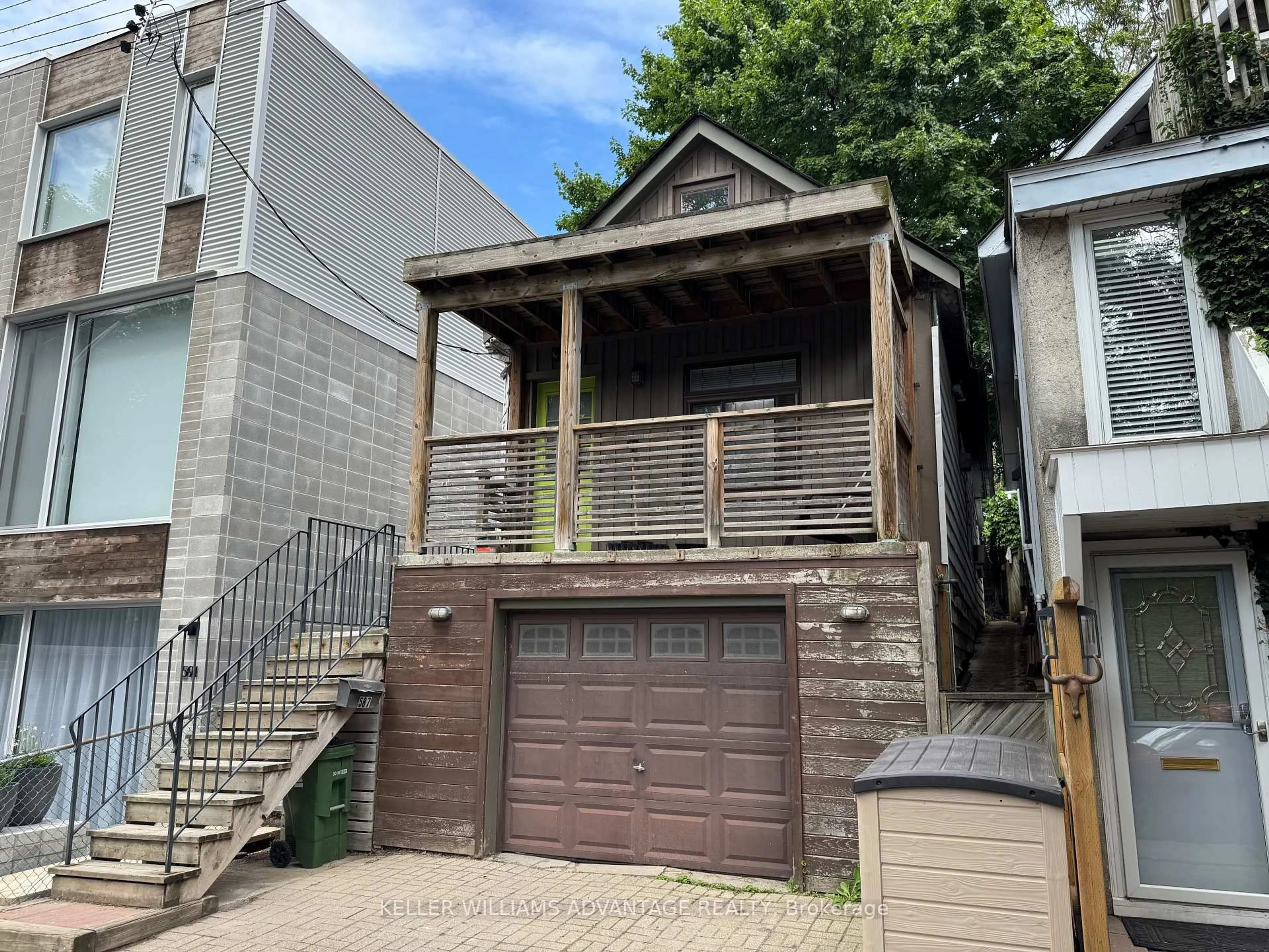 Shed for 587 Craven Rd, Toronto Ontario M4L 2Z6