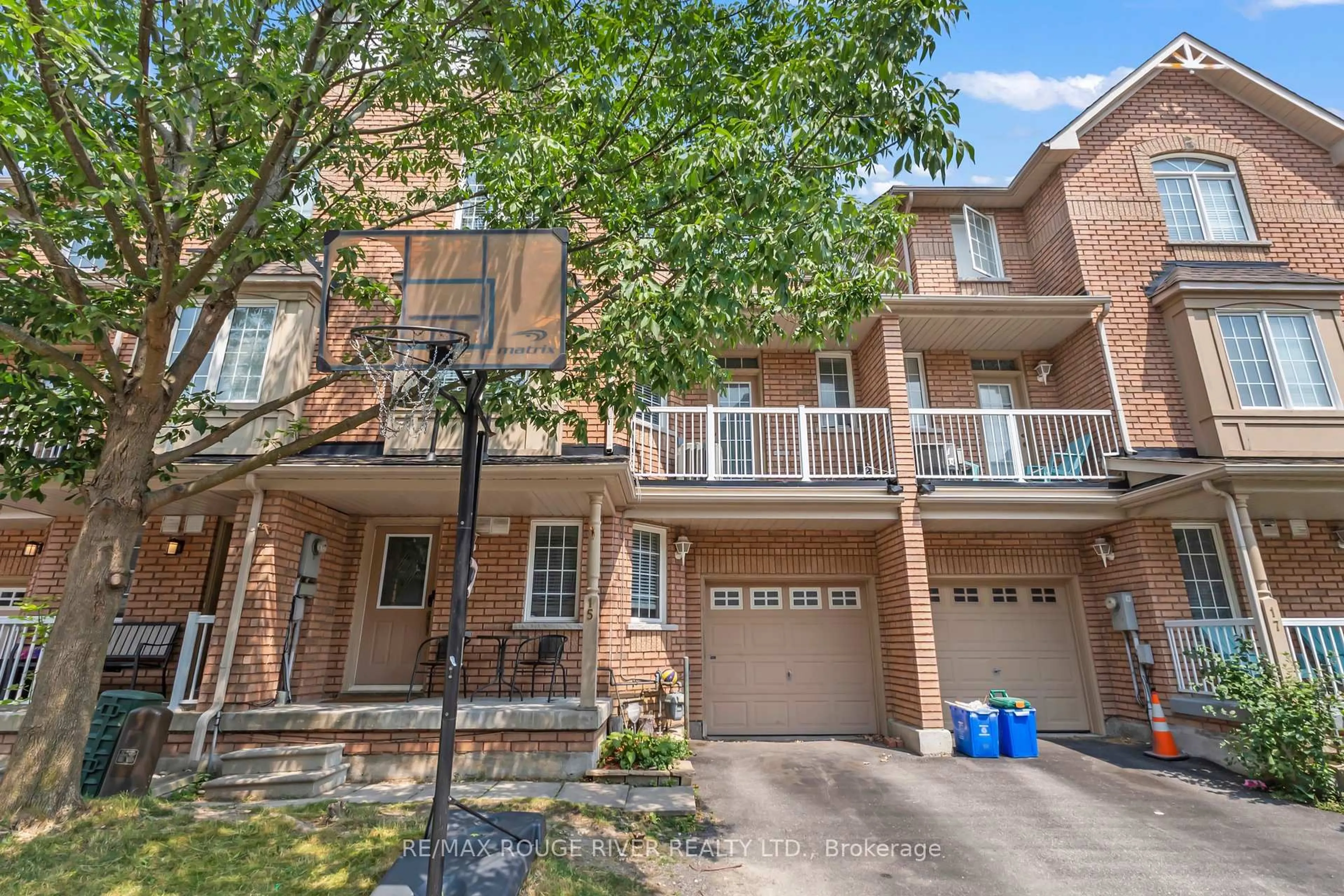Unknown for 15 Pottle Lane, Ajax Ontario L1S 7S4