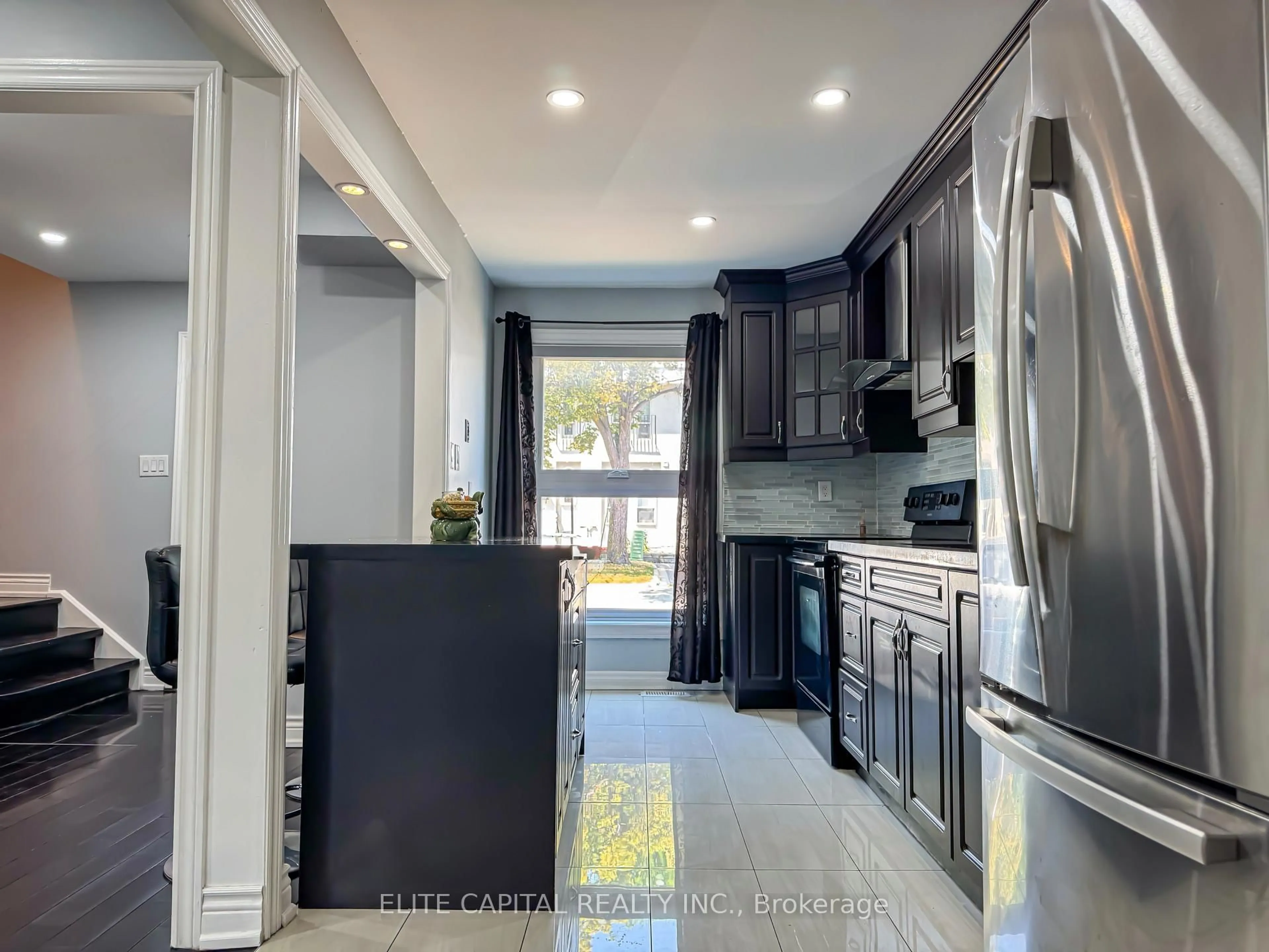 Open concept kitchen, ceramic/tile floor for 70 Cass Ave #172, Toronto Ontario M1T 3P9