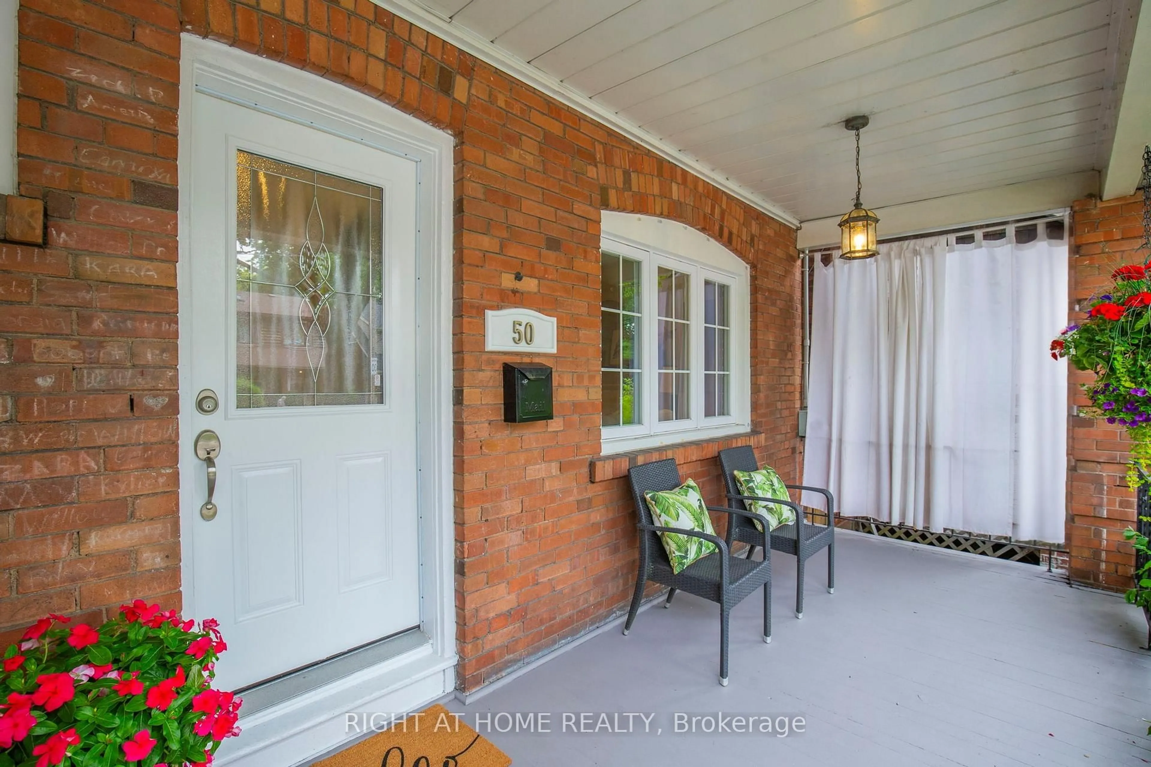Indoor entryway for 50 Iona Ave, Toronto Ontario M4C 5J4