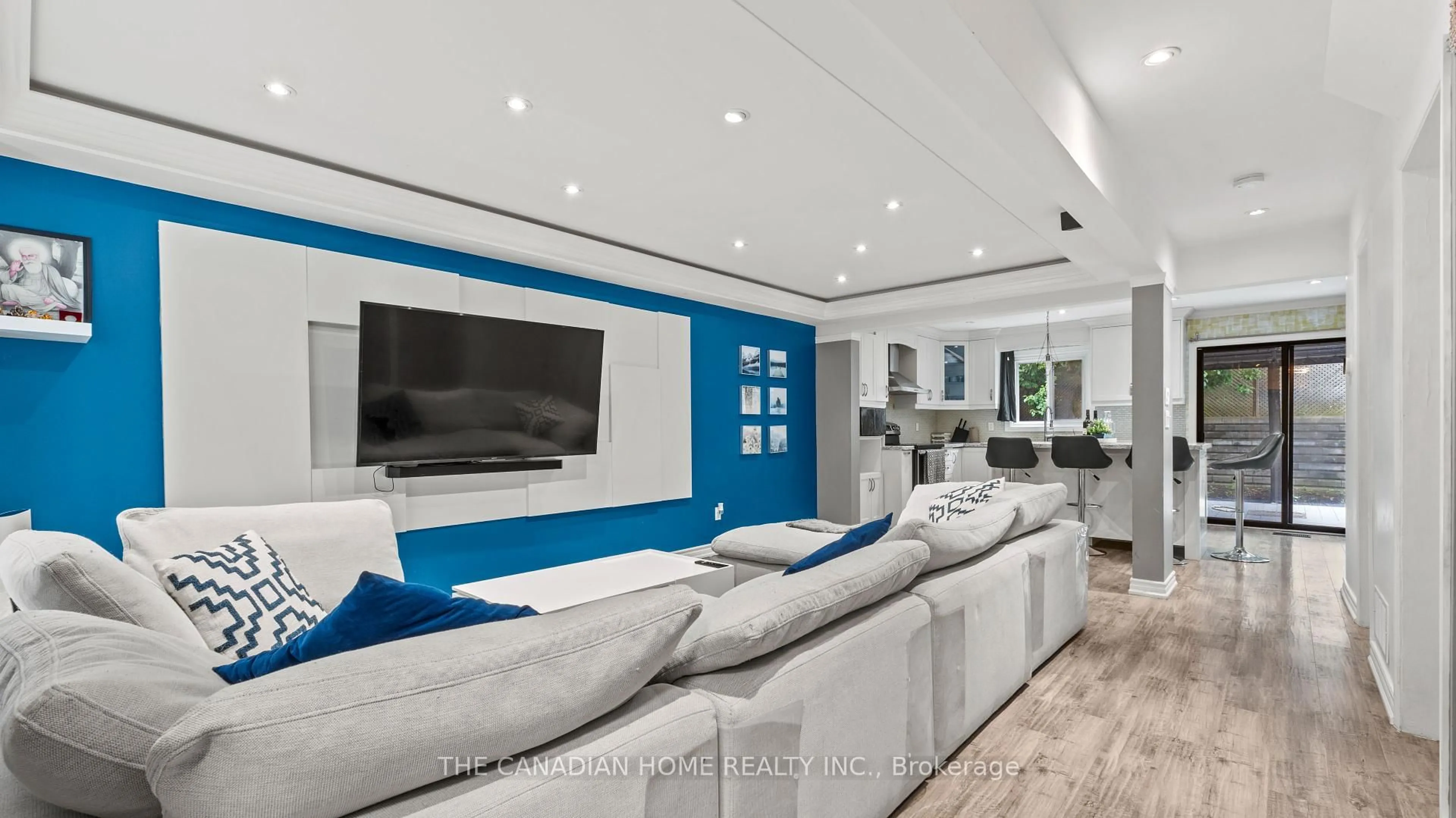 Home theater for 2150 Duberry Dr, Pickering Ontario L1X 2A5
