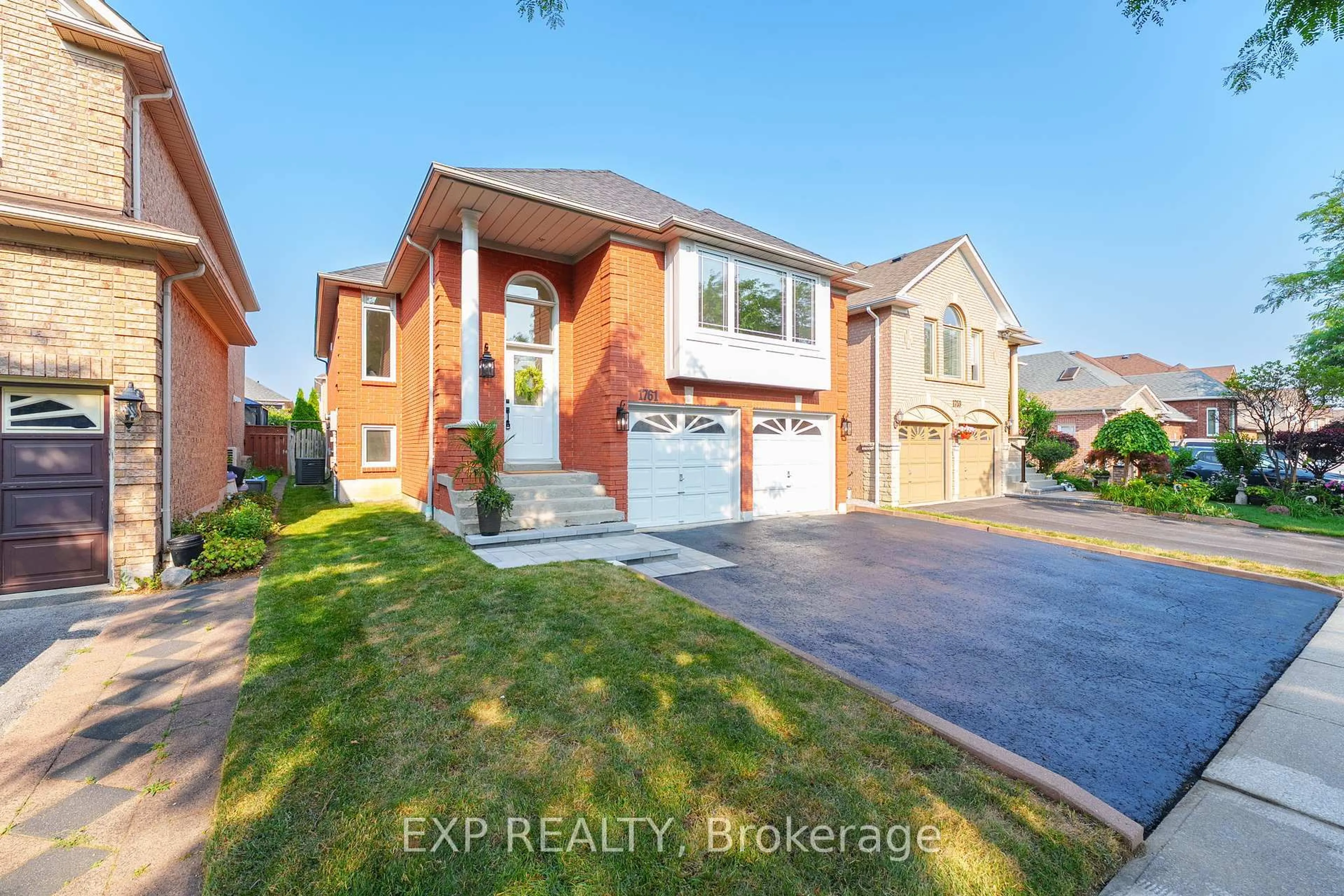 Home with brick exterior material, street for 1761 White Cedar Dr, Pickering Ontario L1V 6Z1