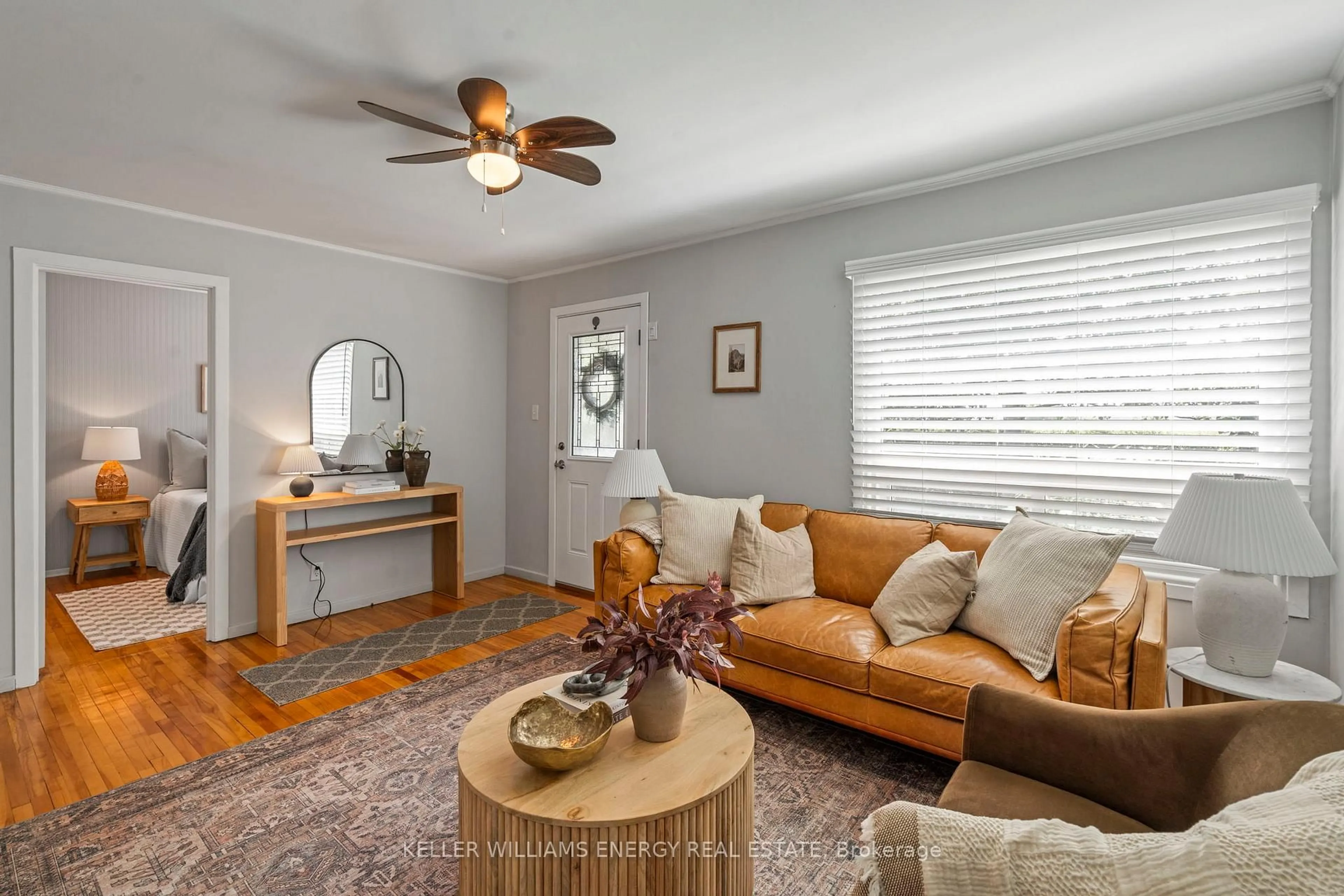 Living room with furniture, unknown for 54 Cedar St, Ajax Ontario L1S 1V3