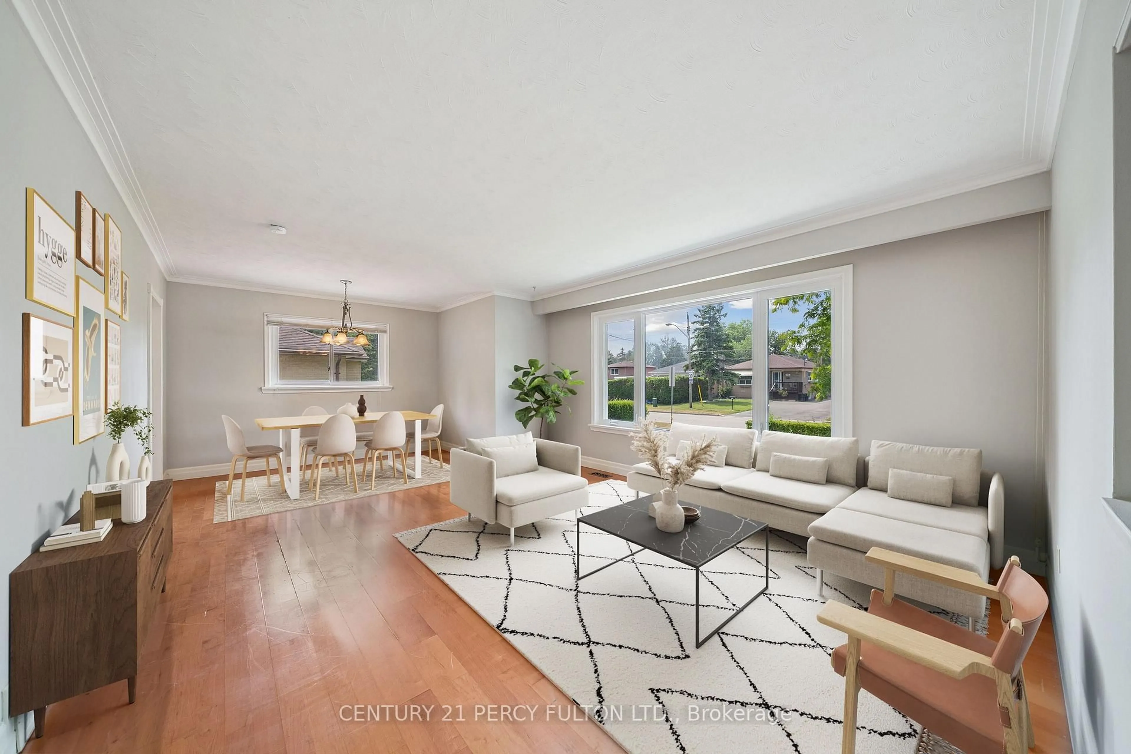 Living room with furniture, unknown for 99 Kitchener Rd, Toronto Ontario M1E 2X8