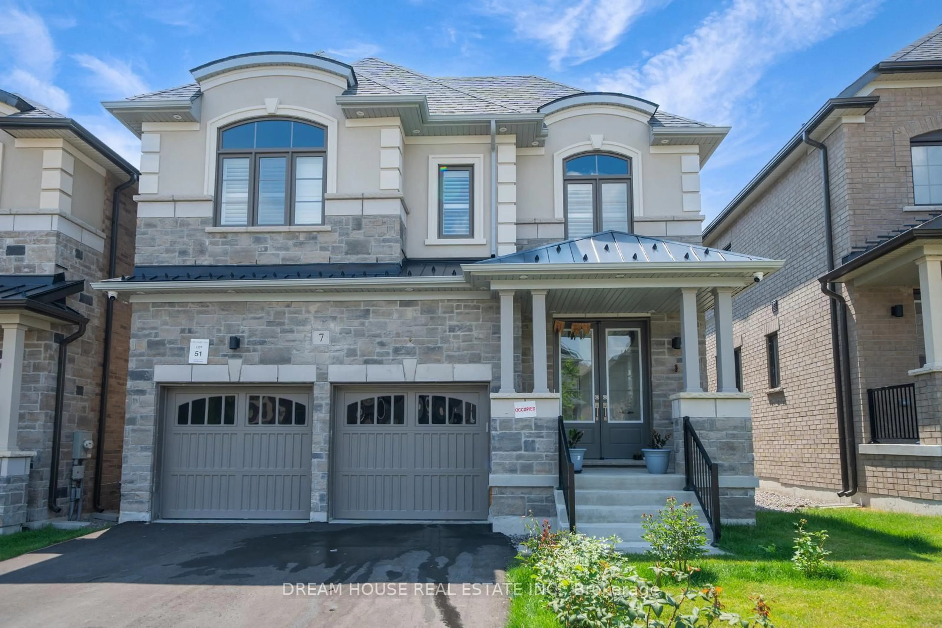Home with brick exterior material, street for 7 Northrop Ave, Clarington Ontario L1B 0W6