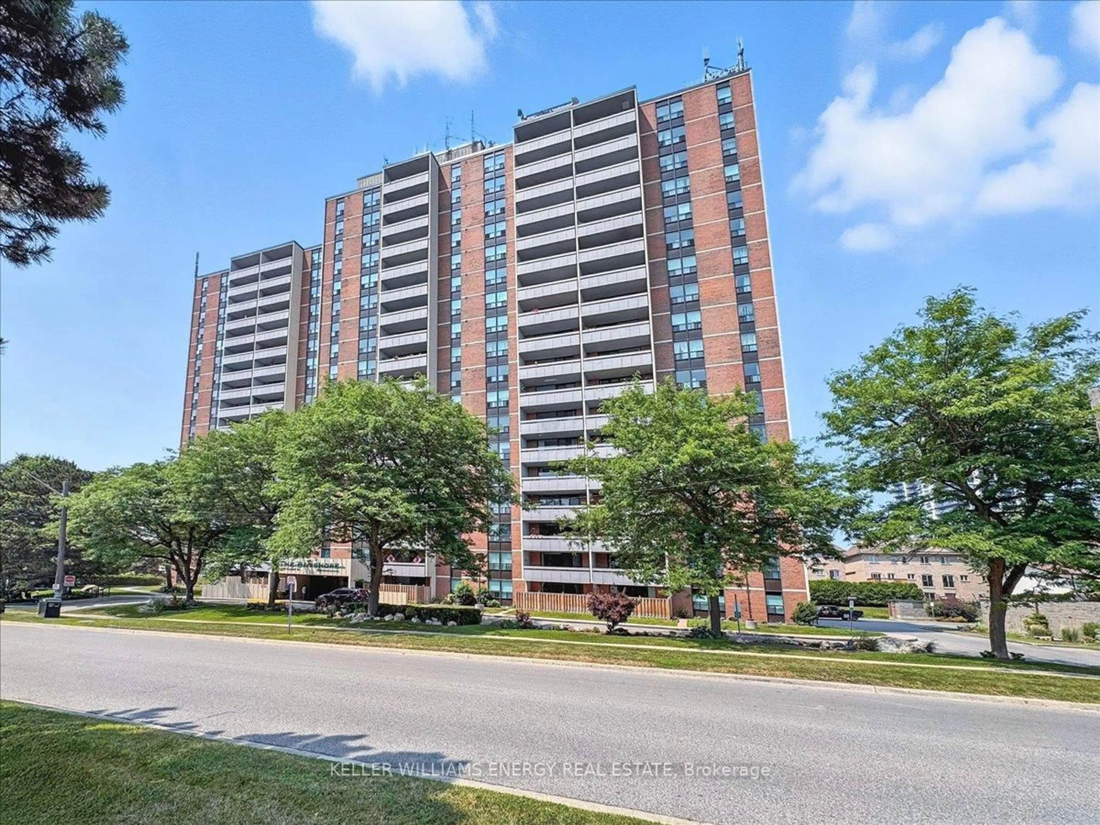 Unknown for 1210 Radom St #501, Pickering Ontario L1W 2Z3