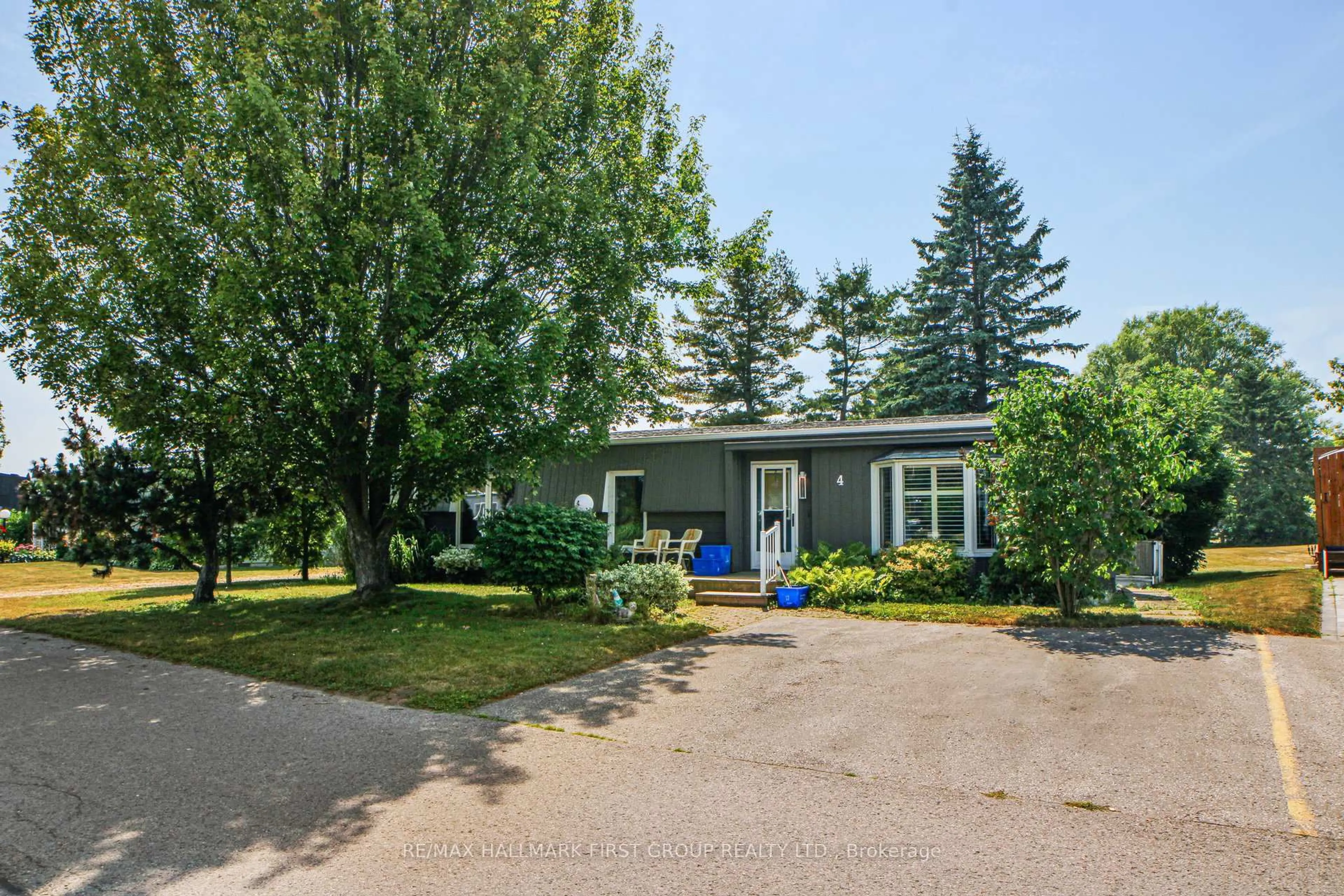 Unknown for 4 Kawartha Rd, Clarington Ontario L1B 1B9