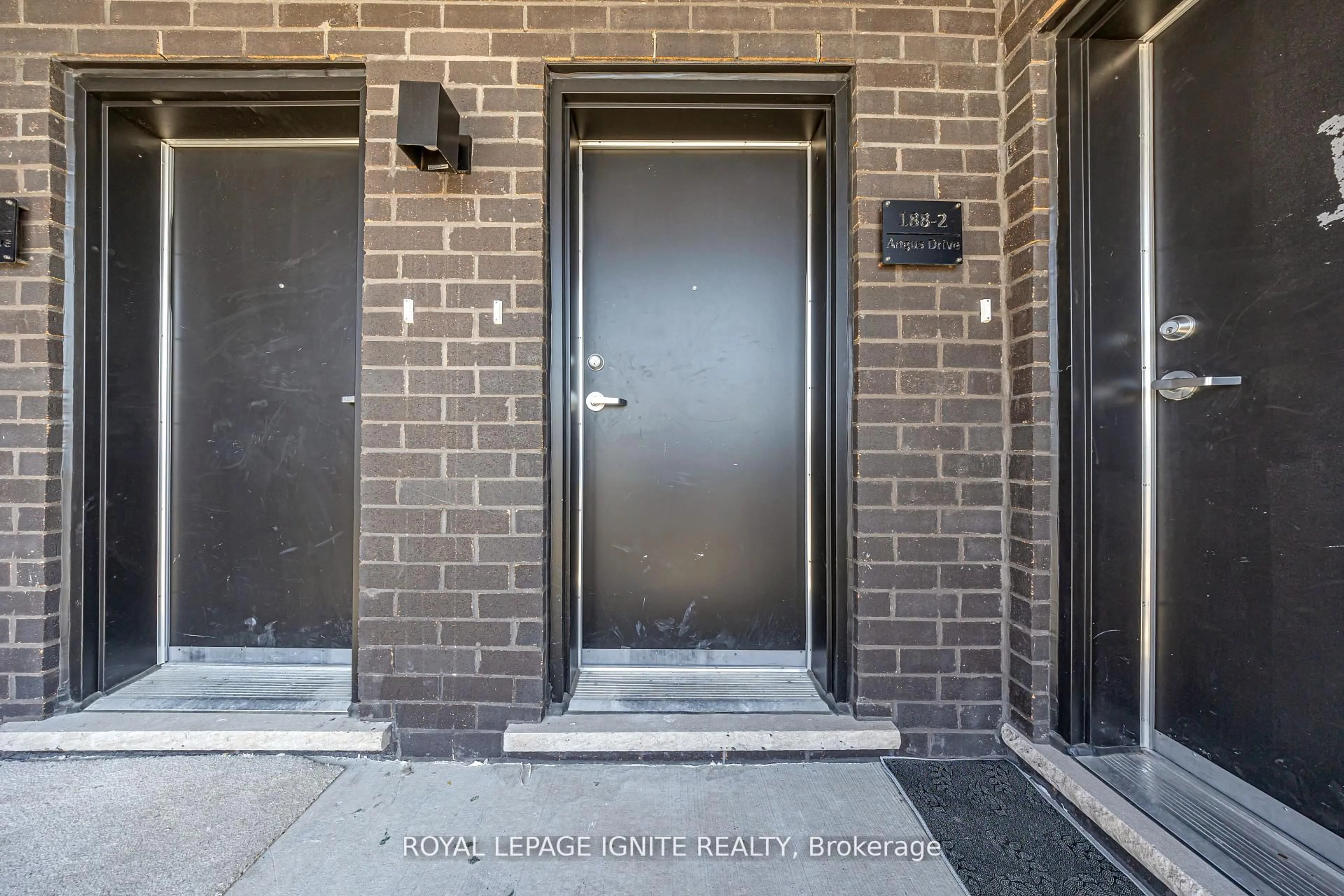 Indoor entryway for 188 Angus Dr #2, Ajax Ontario L1S 0G5