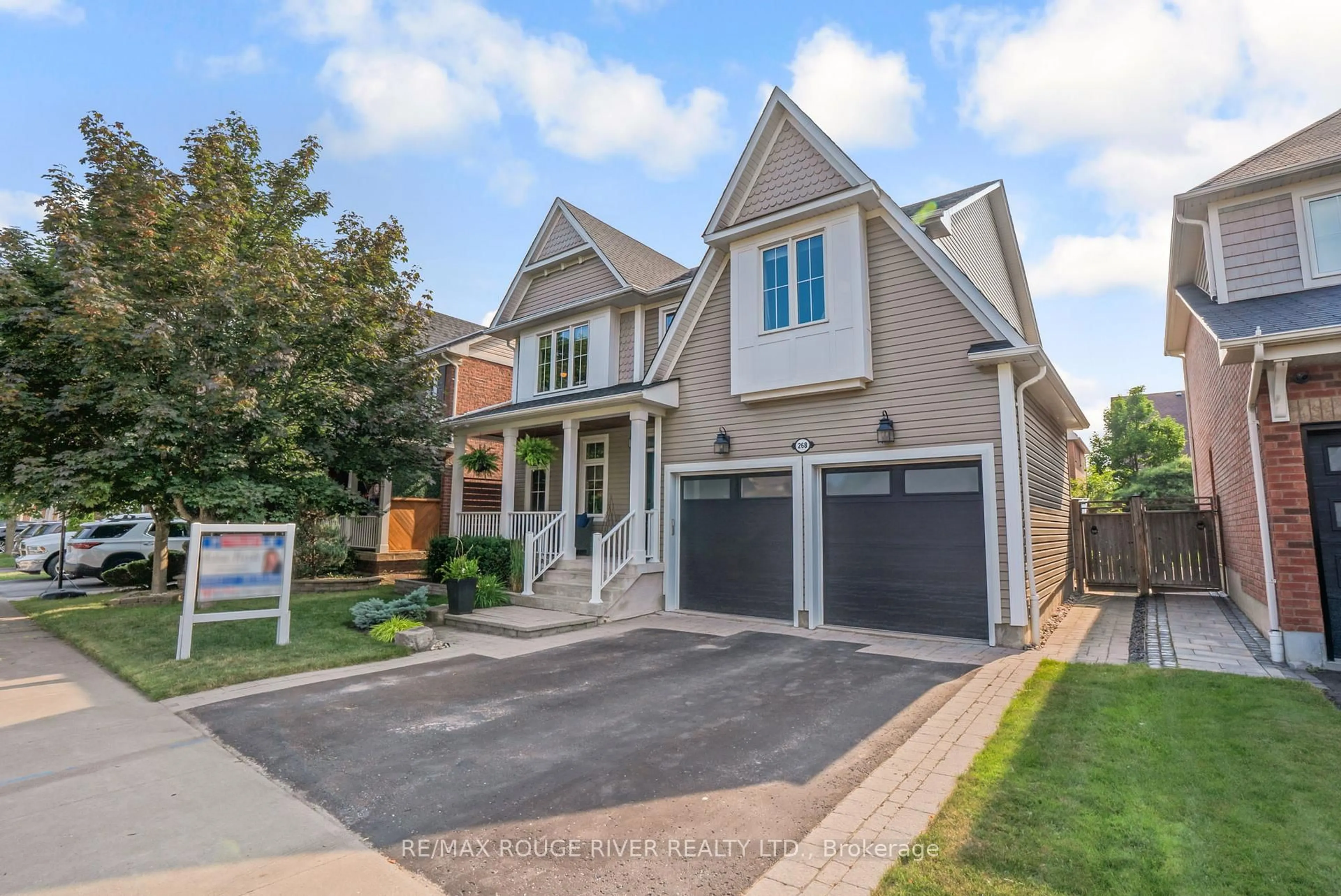 Home with brick exterior material, street for 268 Montgomery Ave, Whitby Ontario L1M 0B6