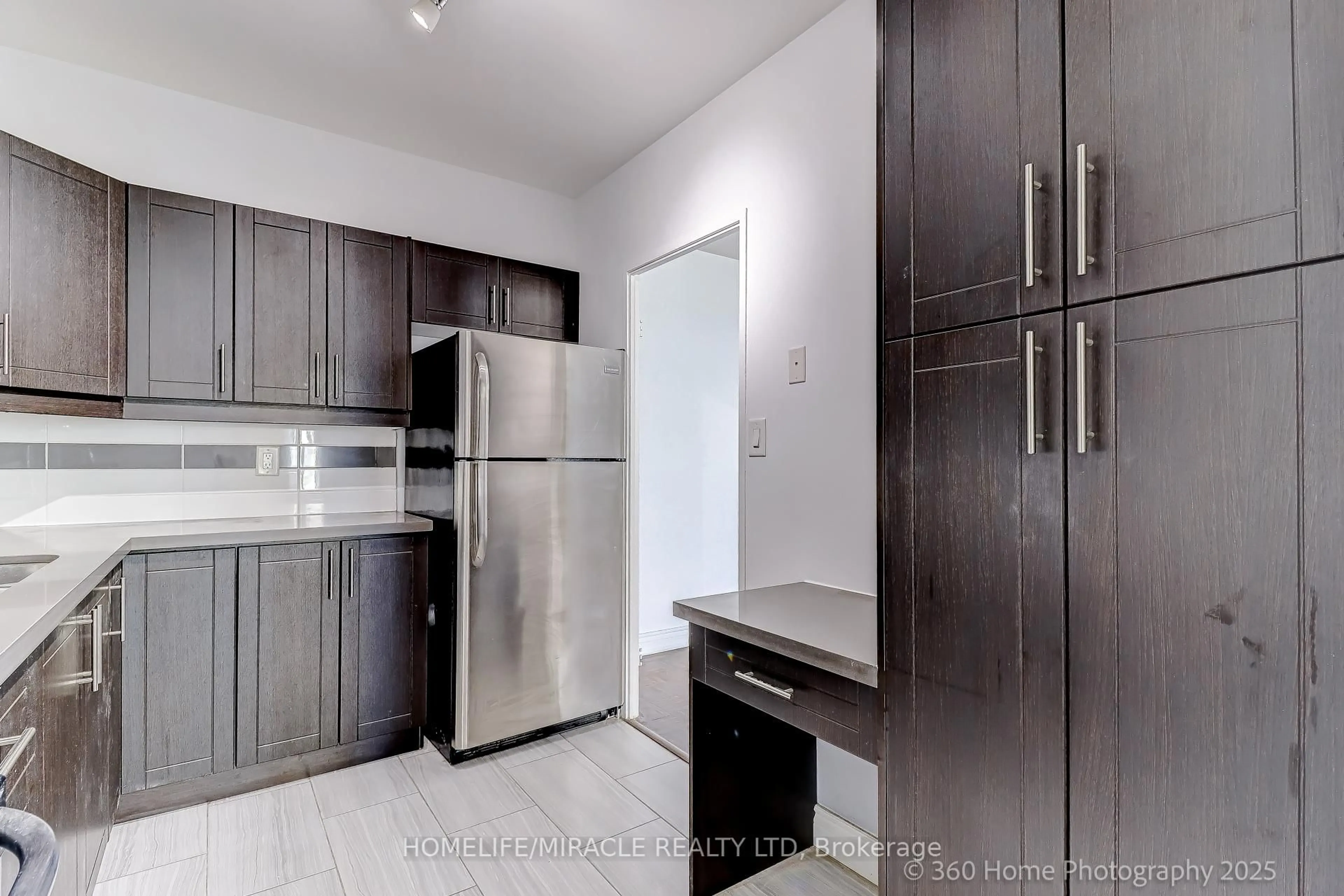 Standard kitchen, unknown for 5 Massey Sq #1819, Toronto Ontario M4C 5L6