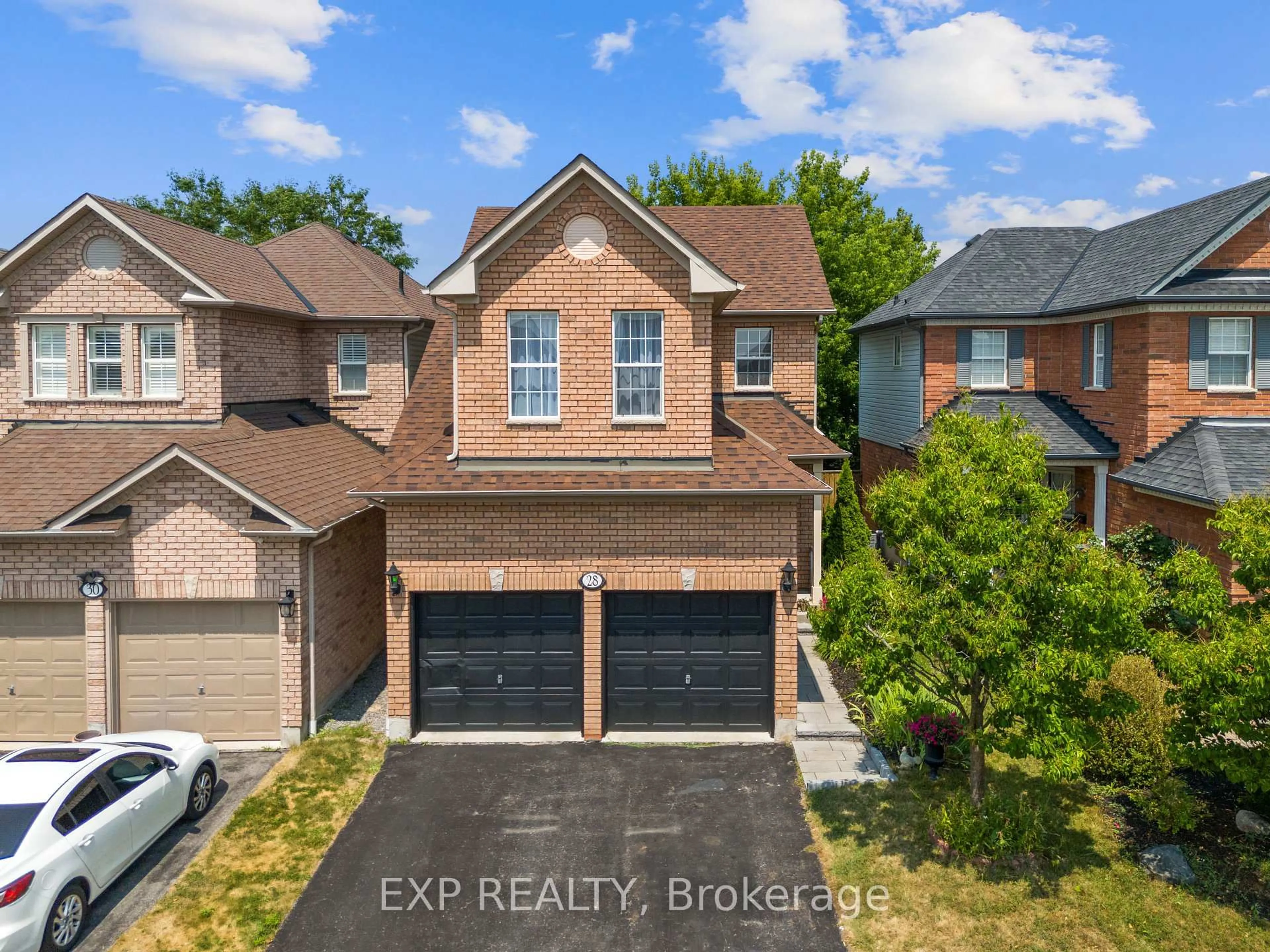 A pic from outside/outdoor area/front of a property/back of a property/a pic from drone, street for 28 Telegraph Dr, Whitby Ontario L1P 1S2