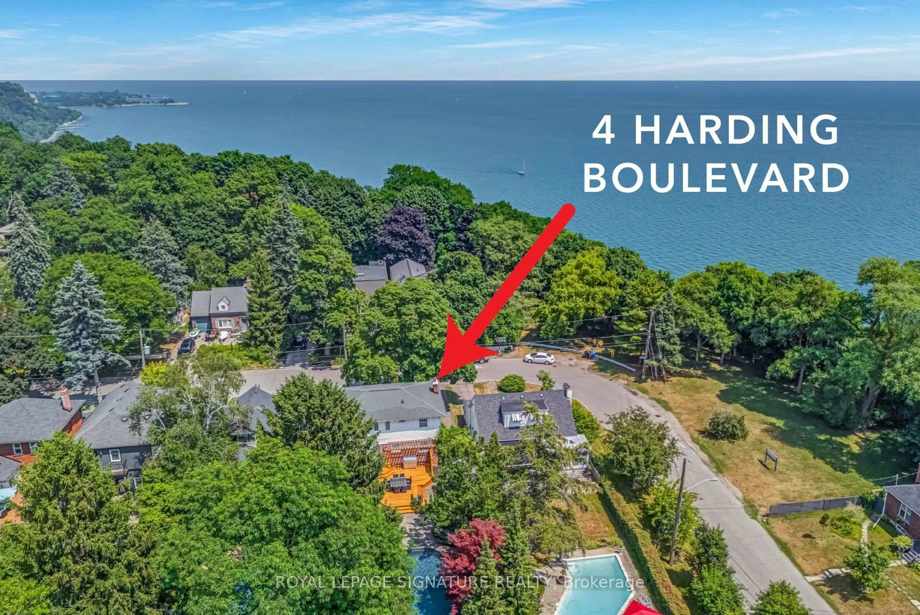 A pic from outside/outdoor area/front of a property/back of a property/a pic from drone, water/lake/river/ocean view for 4 Harding Blvd, Toronto Ontario M1N 3C9