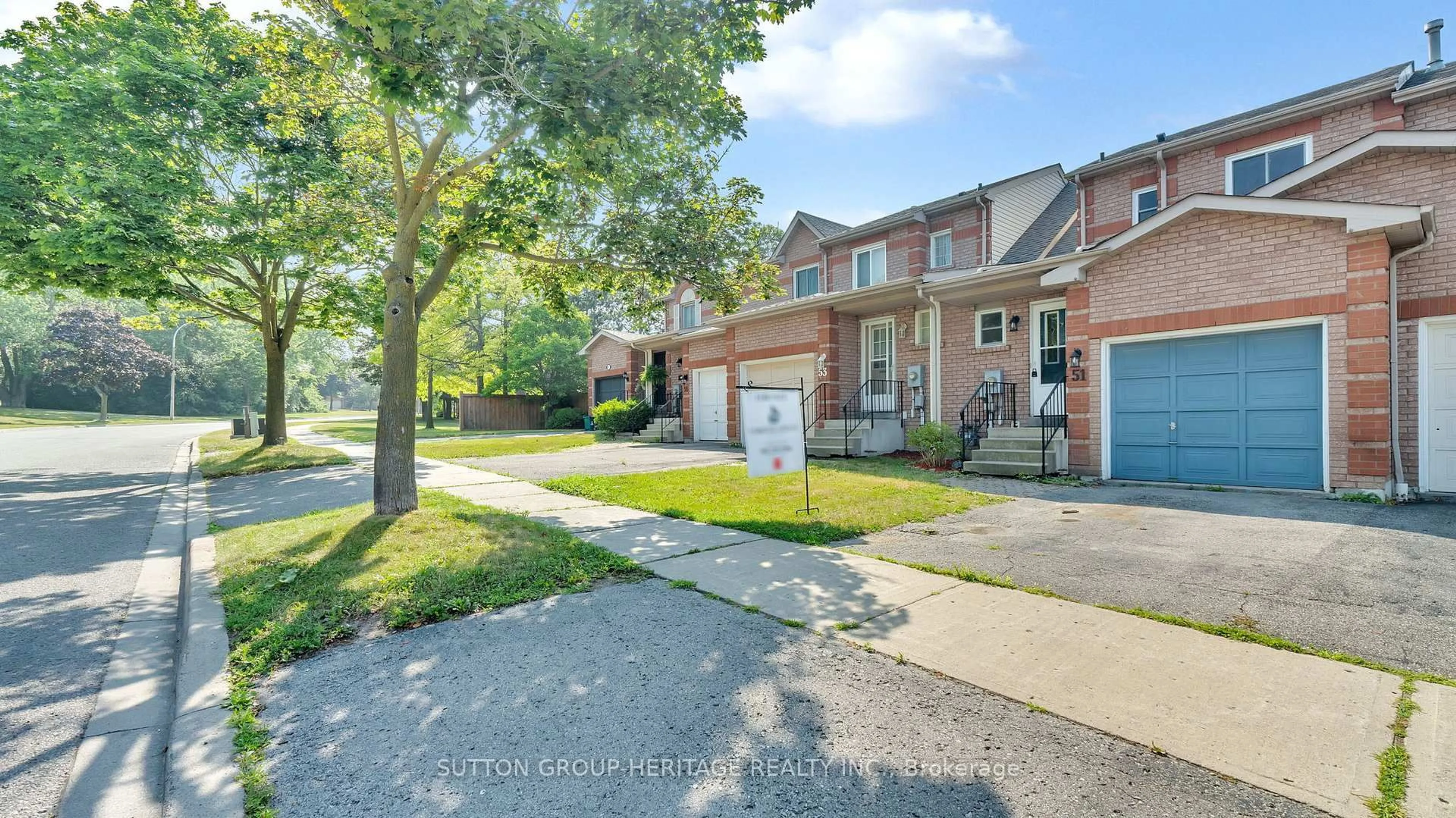 Unknown for 51 Wallace Dr, Whitby Ontario L1N 9B7