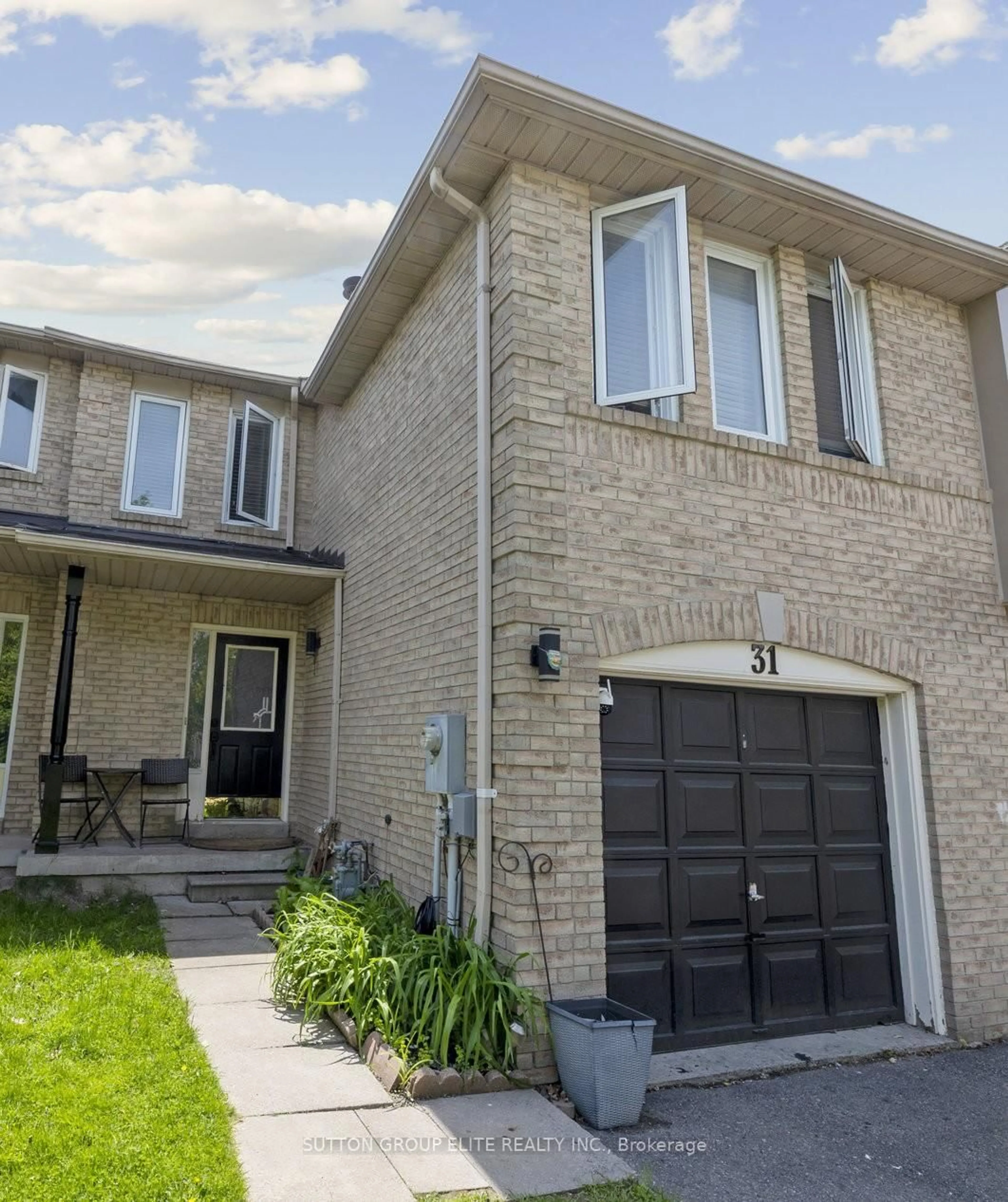 Home with brick exterior material, street for 31 Pine Gate Pl, Whitby Ontario L1R 2M6