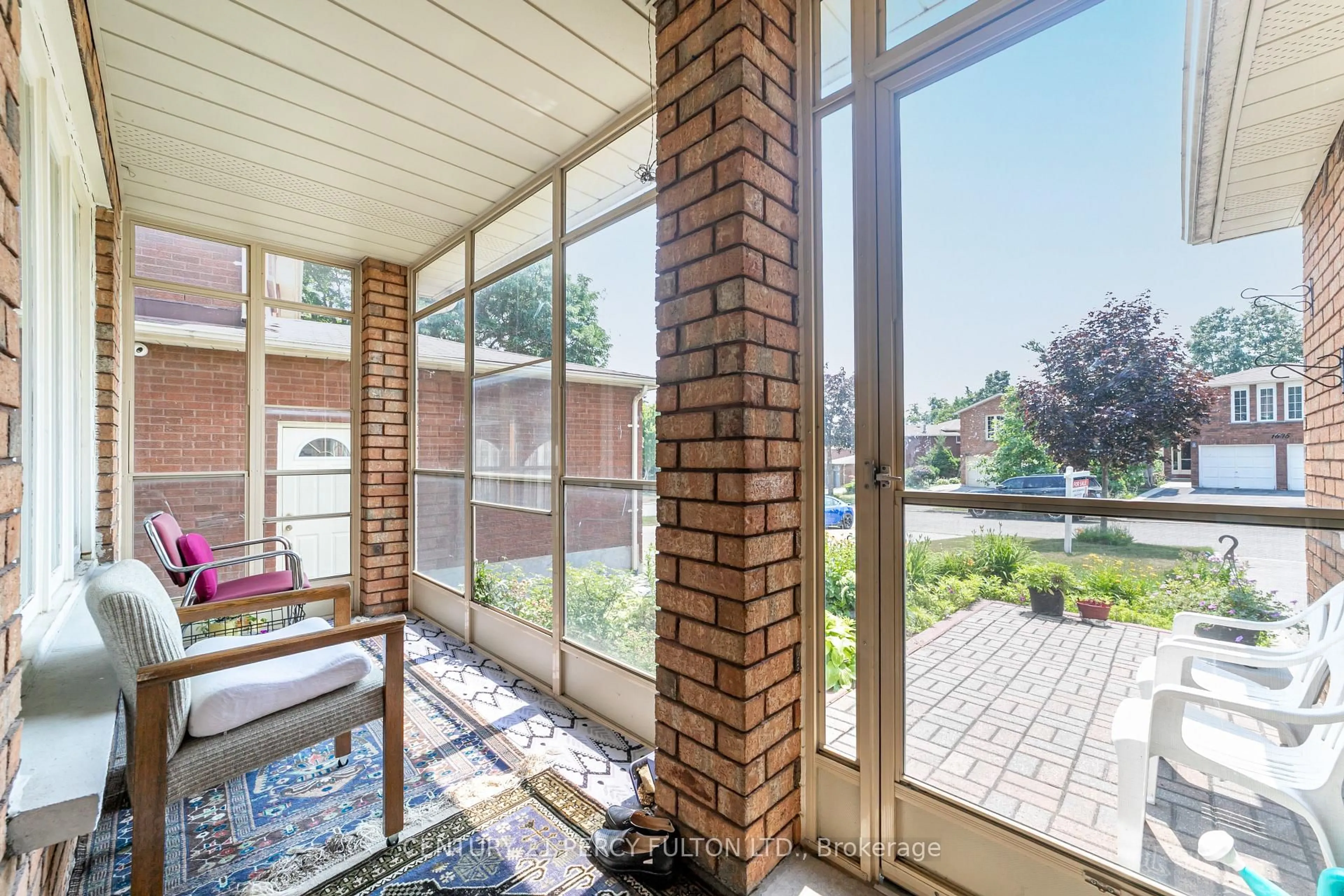 Unknown for 1634 Beaton Way, Pickering Ontario L1X 1X8