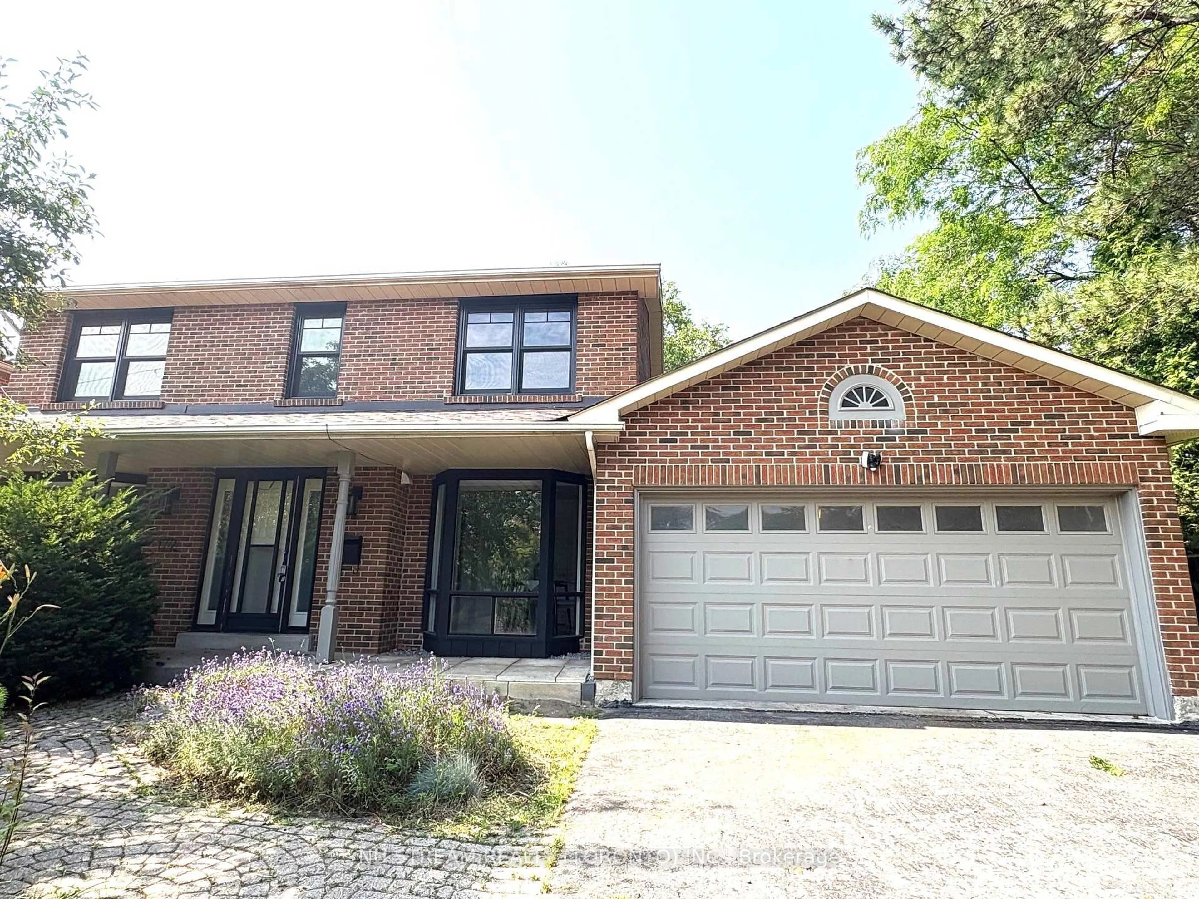Home with brick exterior material, street for 172 Lawson Rd, Toronto Ontario M1C 2J4