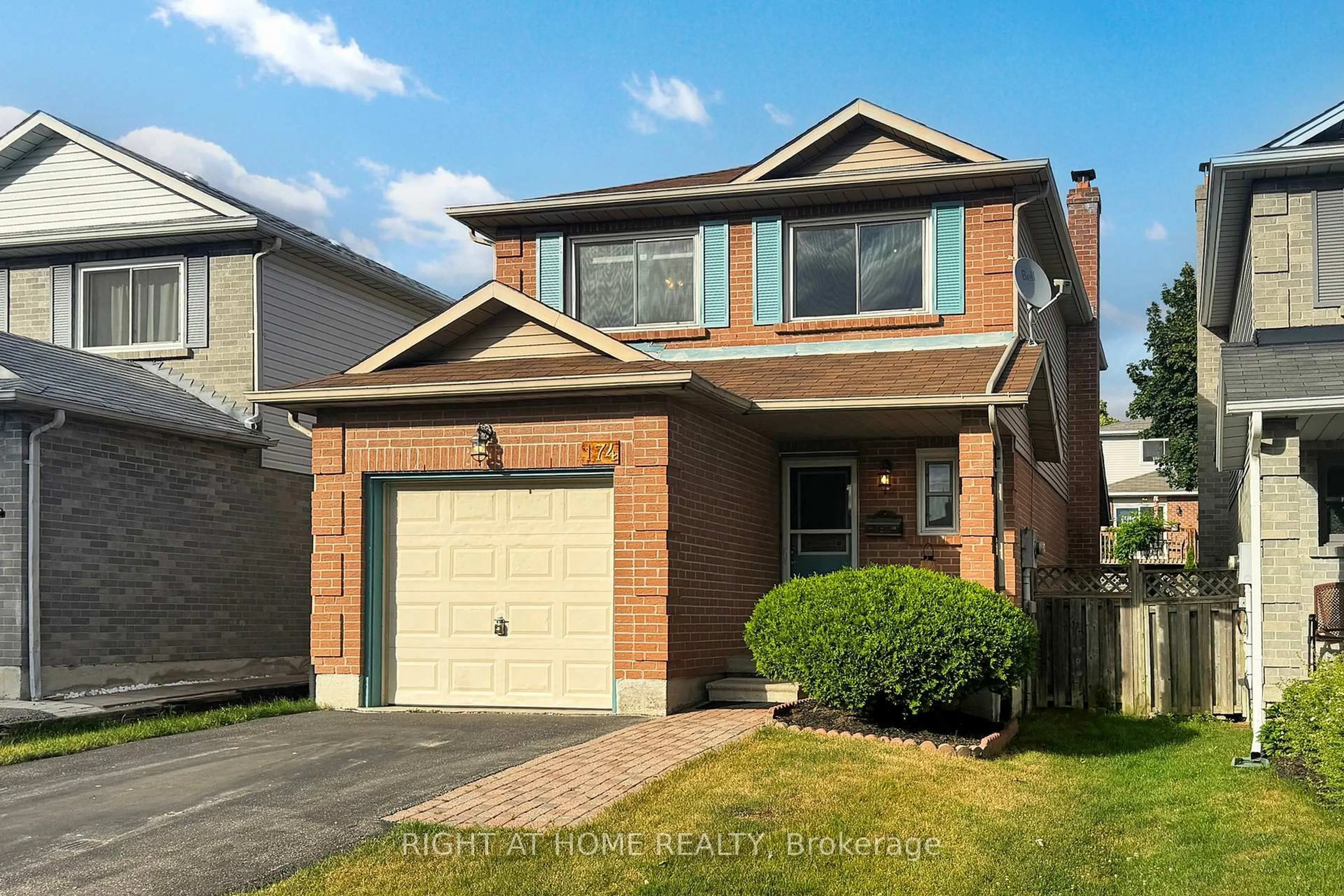 Home with brick exterior material, street for 174 Overbank Dr, Oshawa Ontario L1J 7Y5