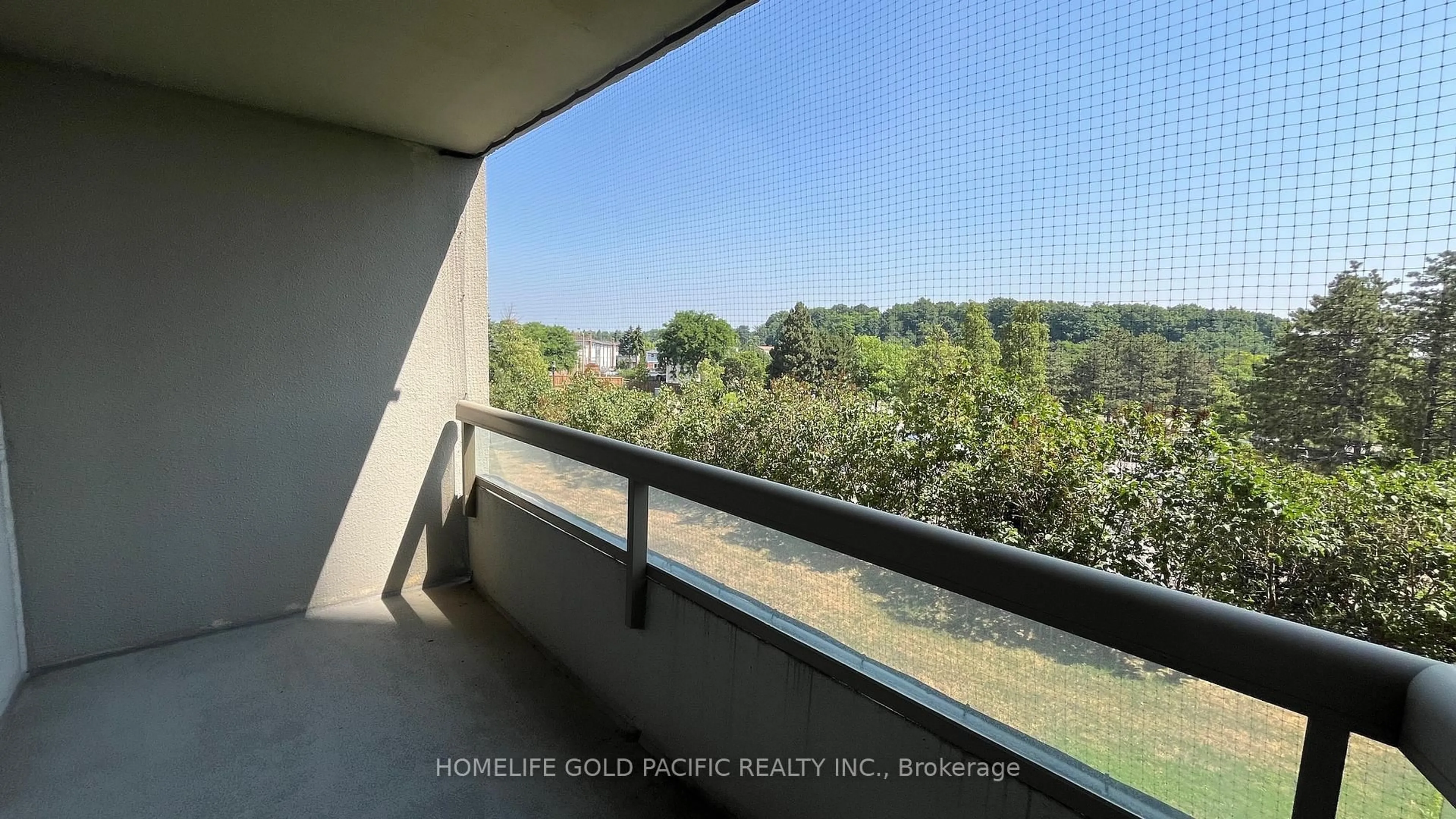 Balcony in the apartment, water/lake/river/ocean view for 160 Alton Towers Circ #308, Toronto Ontario M1V 4X8