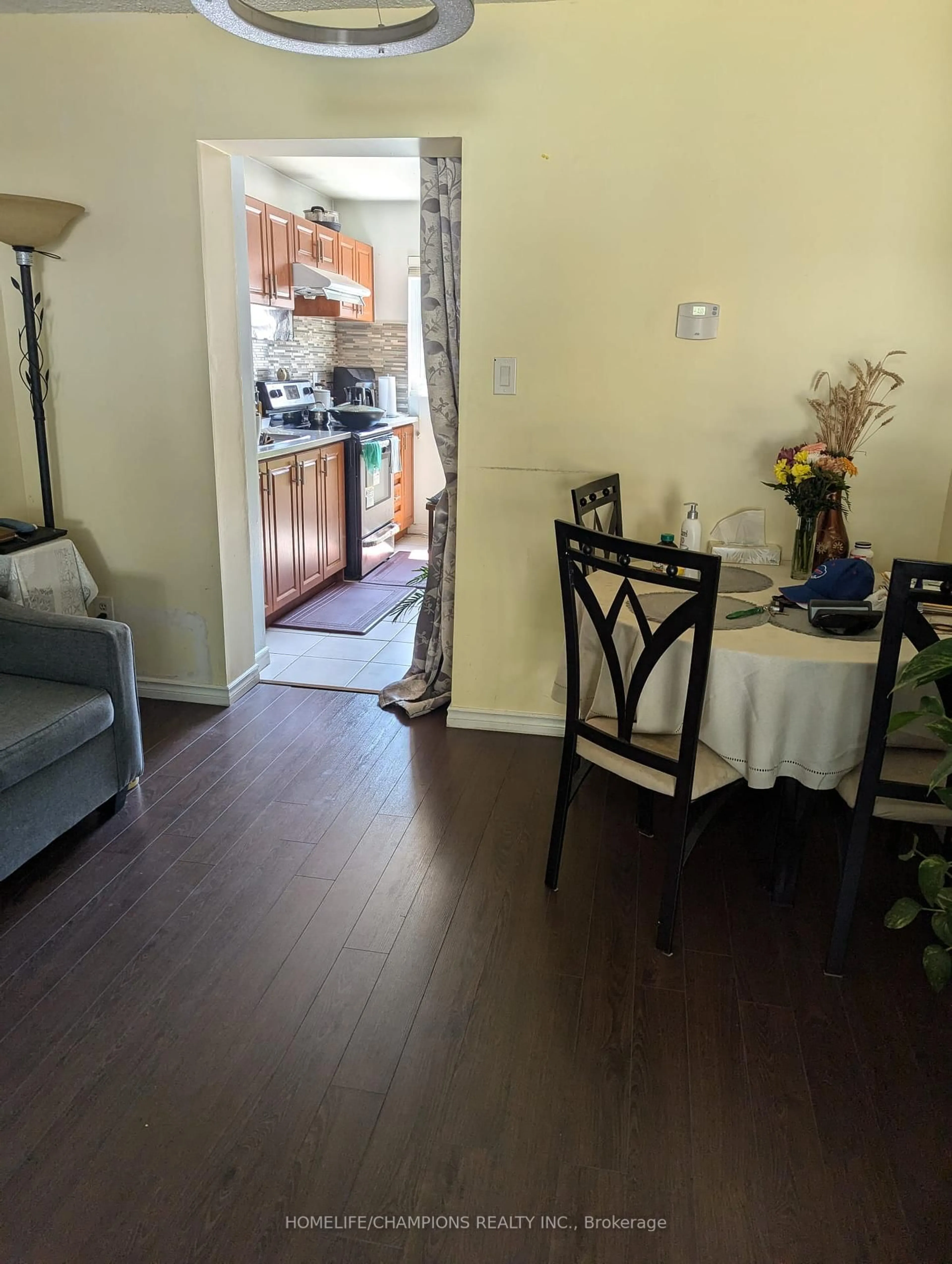 Dining room, wood/laminate floor for 12 Greypoint Dr, Toronto Ontario M1B 1M1
