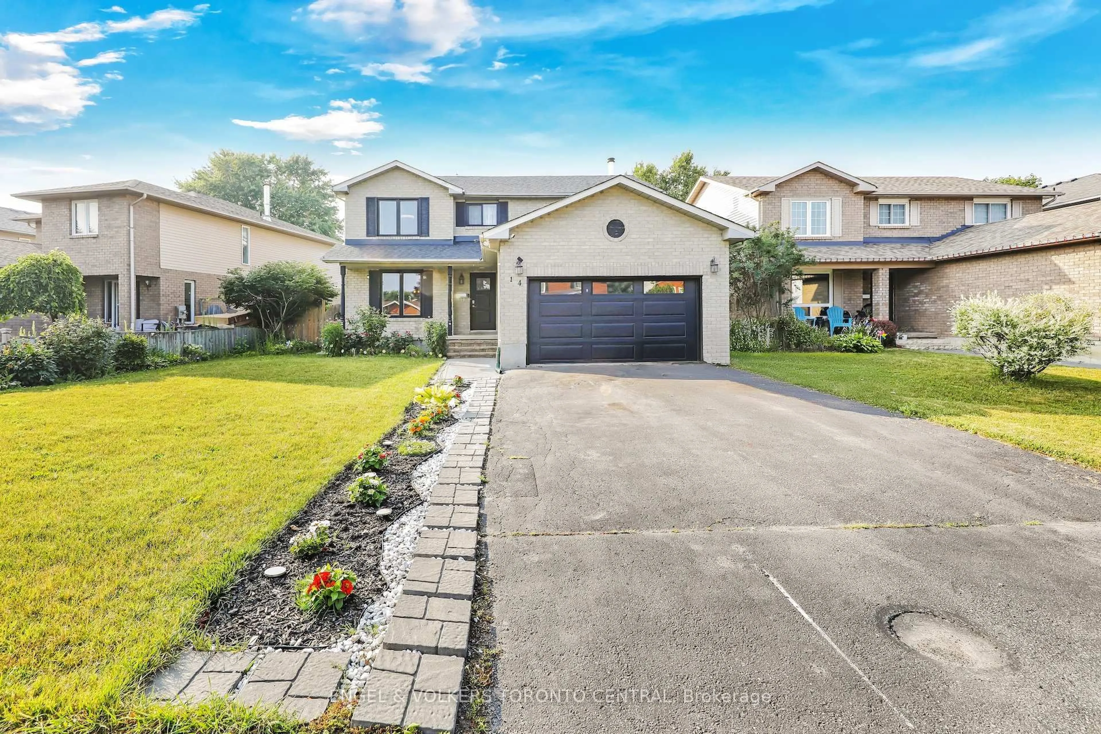 Unknown for 14 Soper Creek Dr, Clarington Ontario L1C 4G1