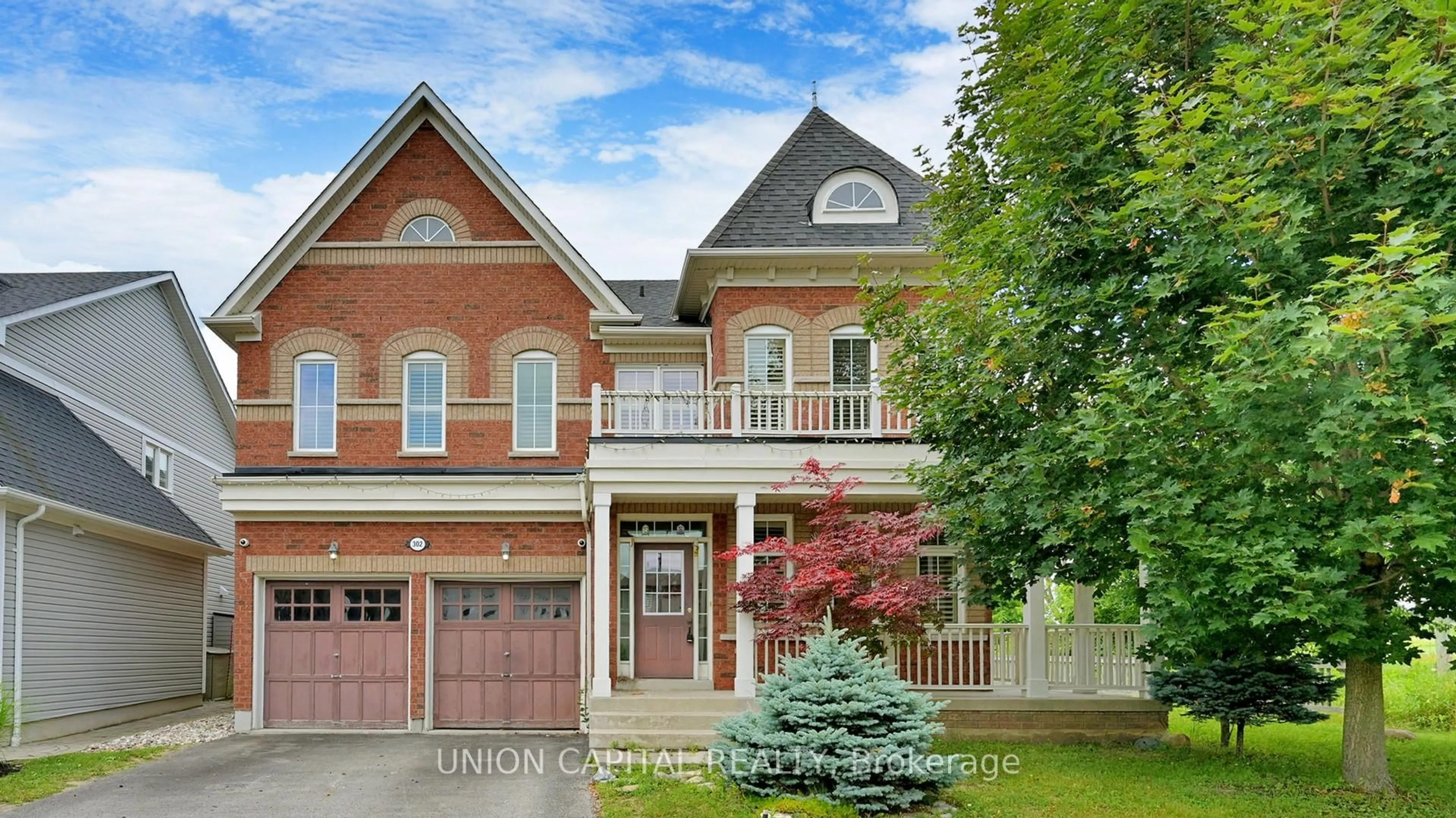 Home with brick exterior material, street for 302 Montgomery Ave, Whitby Ontario L1M 0B6