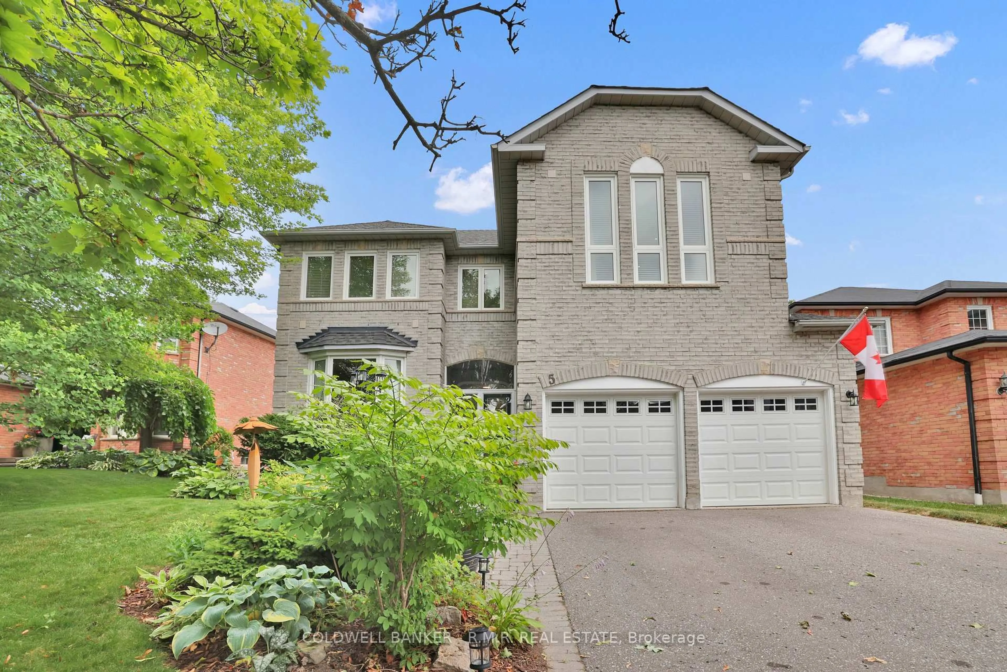 Home with brick exterior material, street for 5 Pemberton Crt, Whitby Ontario L1R 1W8