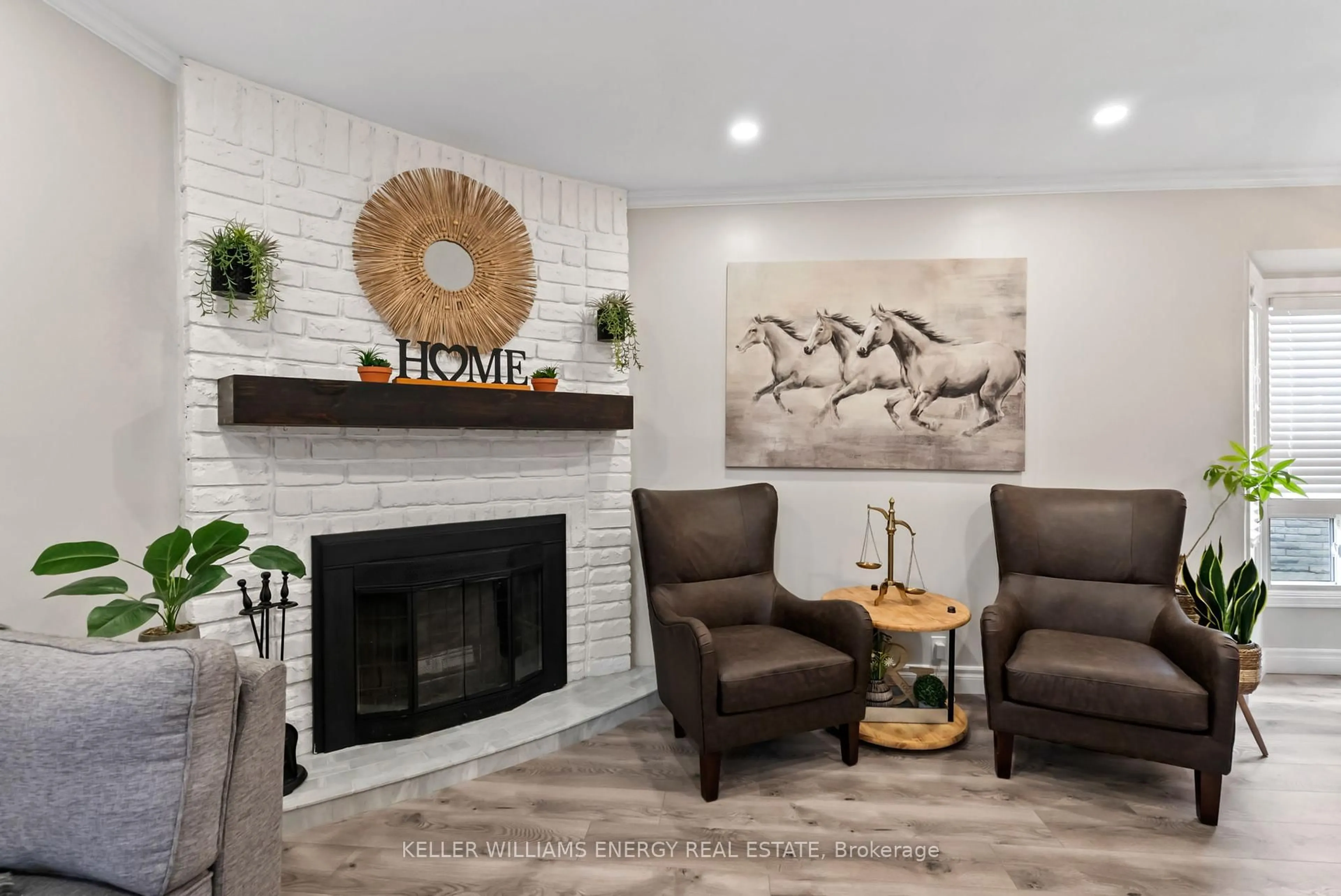 Living room with furniture, unknown for 121 Angus Dr, Ajax Ontario L1S 5G7
