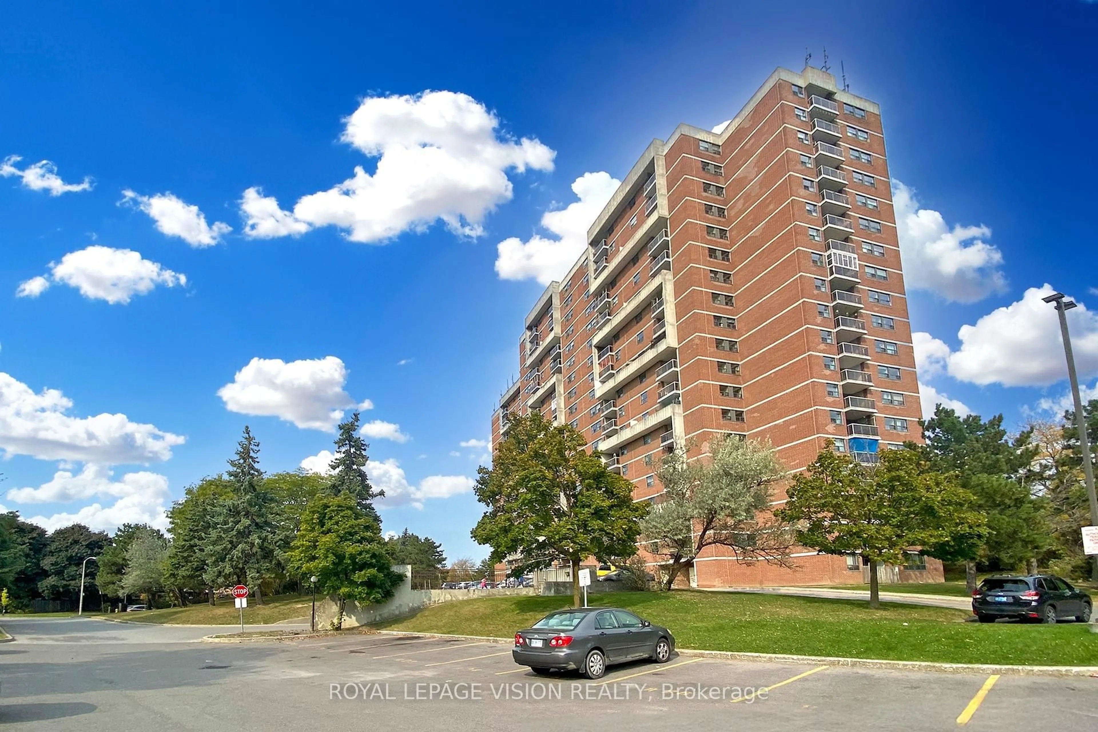 Unknown for 100 Wingarden Crt #1803, Toronto Ontario M1B 2P4