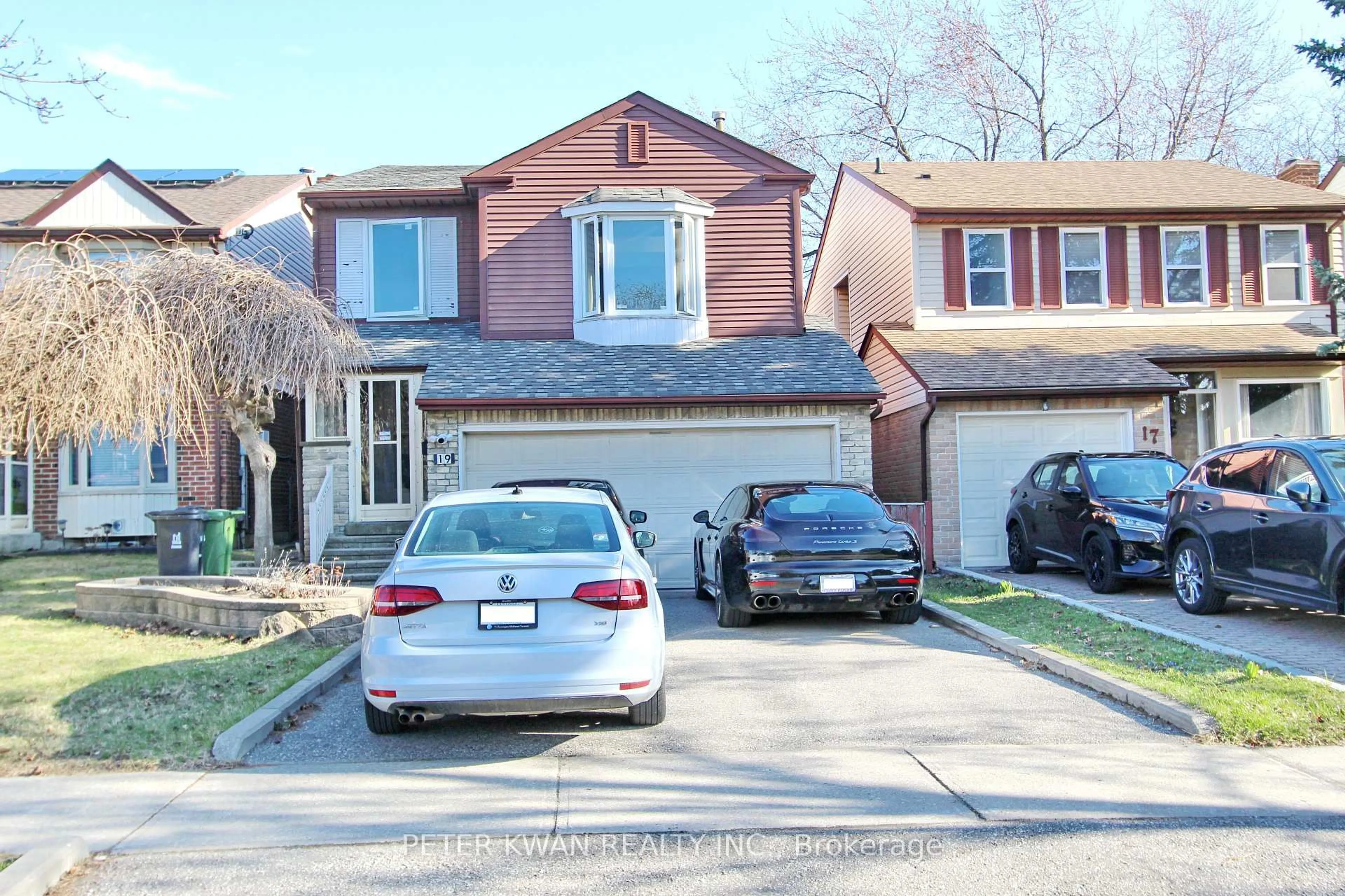 Unknown for 19 Sandyhook Sq, Toronto Ontario M1W 3N6