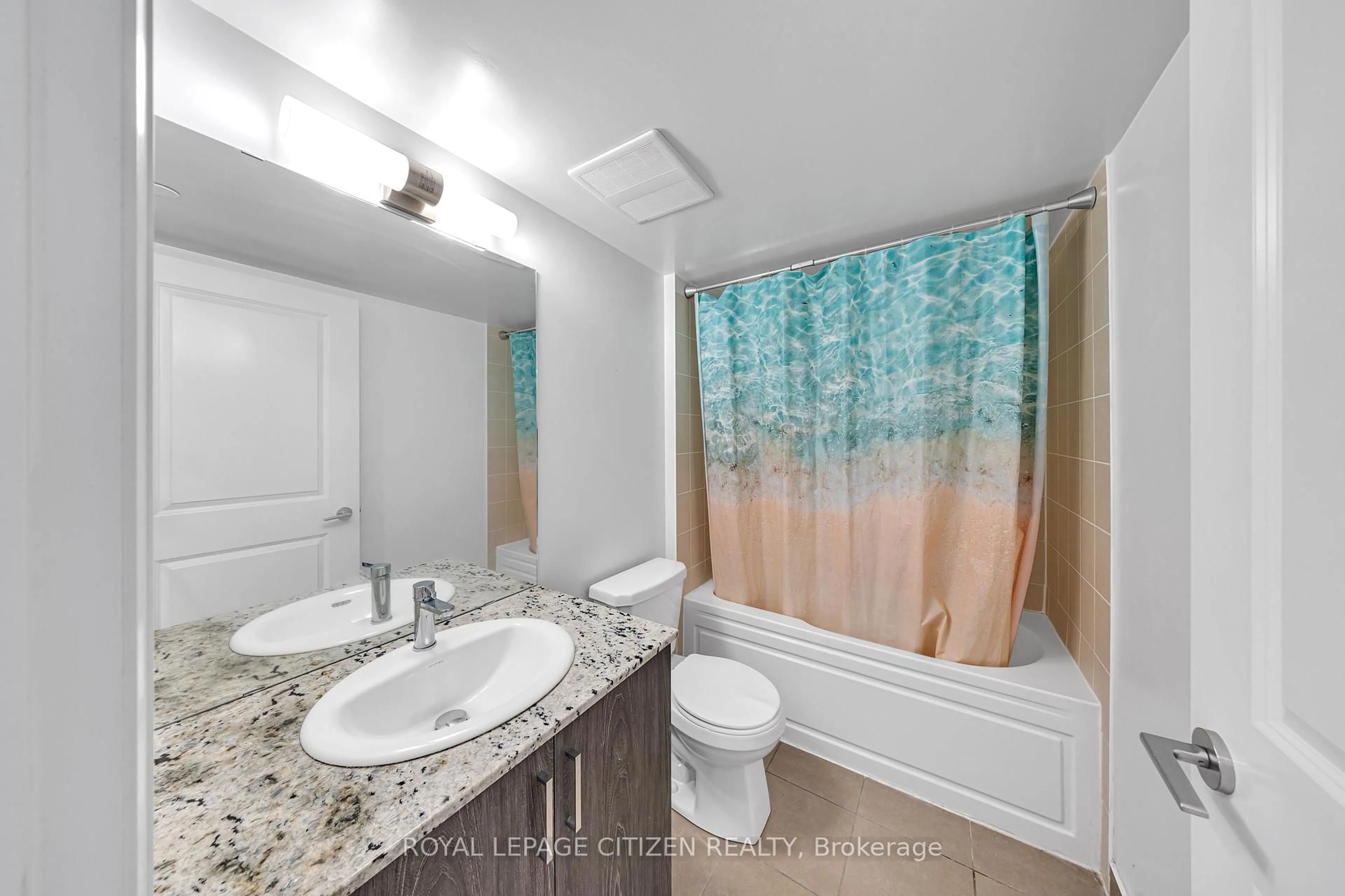 Standard bathroom, ceramic/tile floor for 20 Meadowglen Pl #632, Toronto Ontario M1H 2Y5