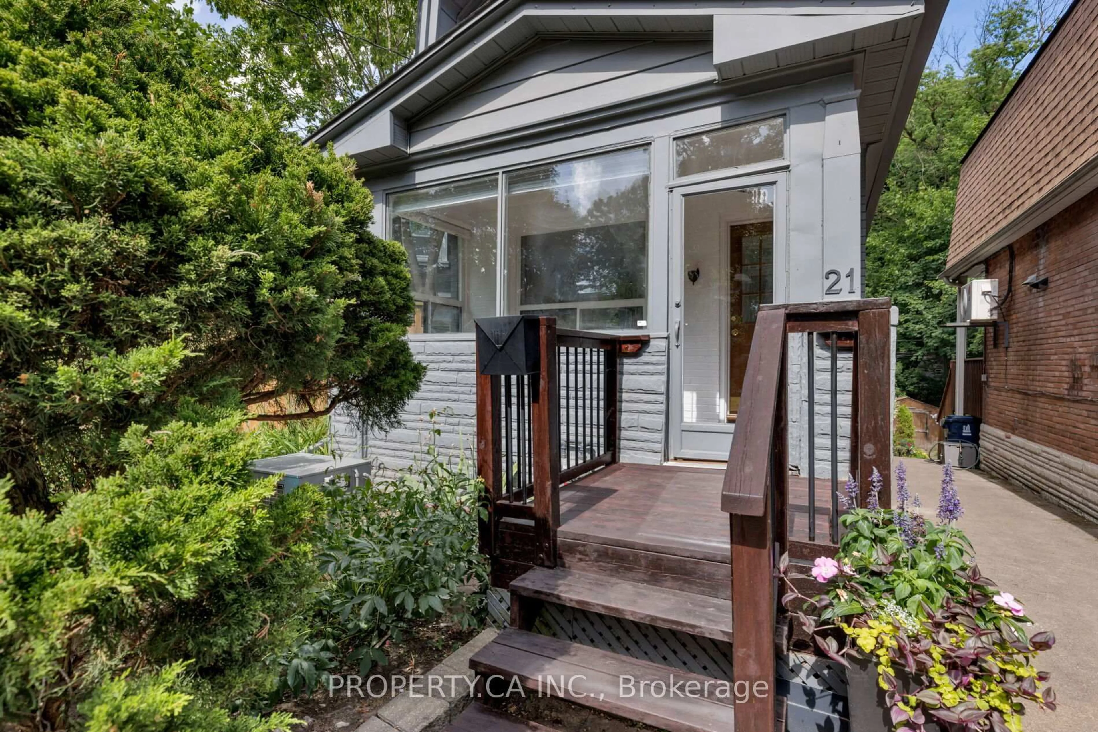 Unknown for 21 West Lynn Ave, Toronto Ontario M4C 3V7