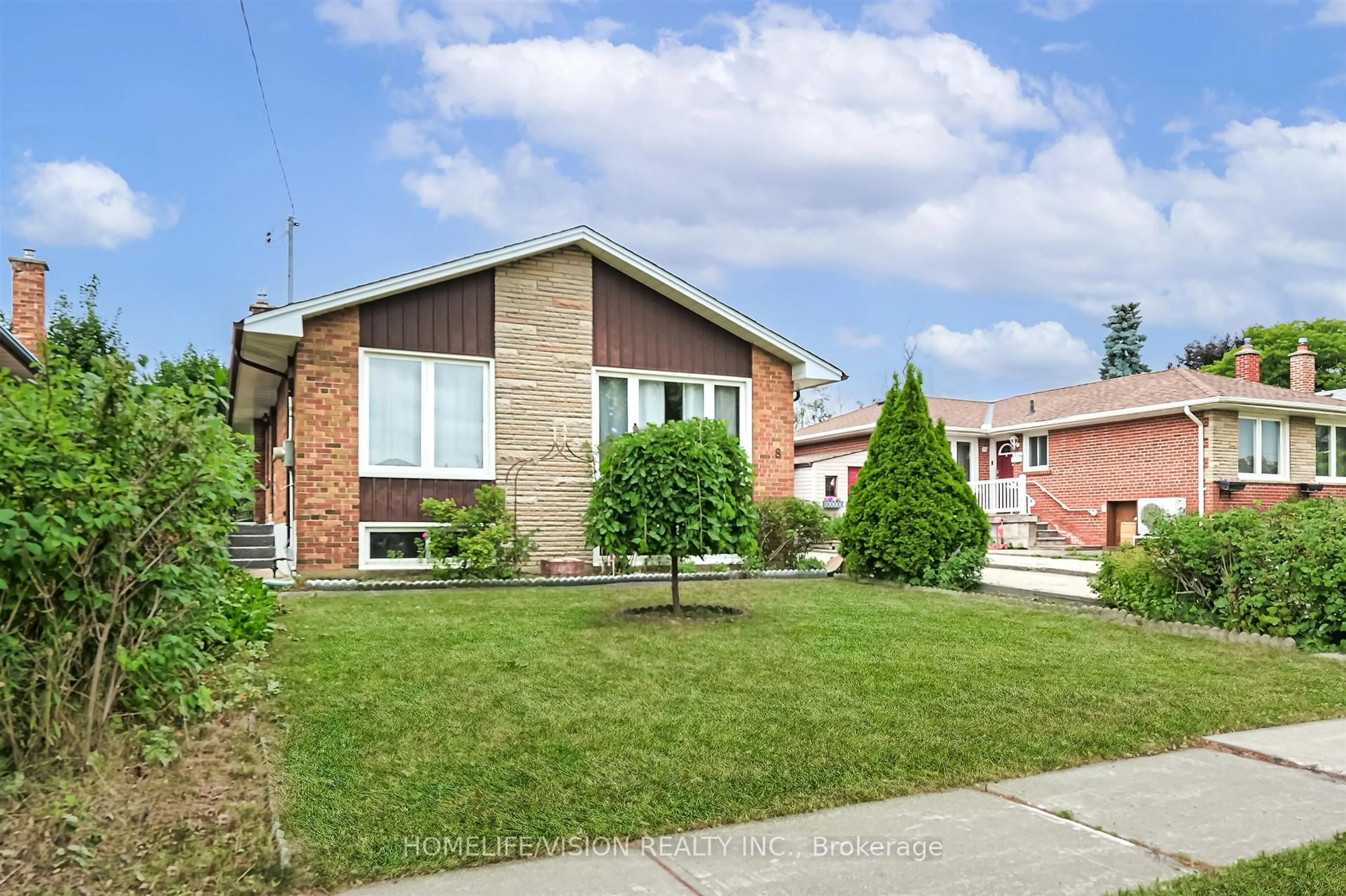 Home with brick exterior material, street for 8 Murmouth Rd, Toronto Ontario M1T 2R1