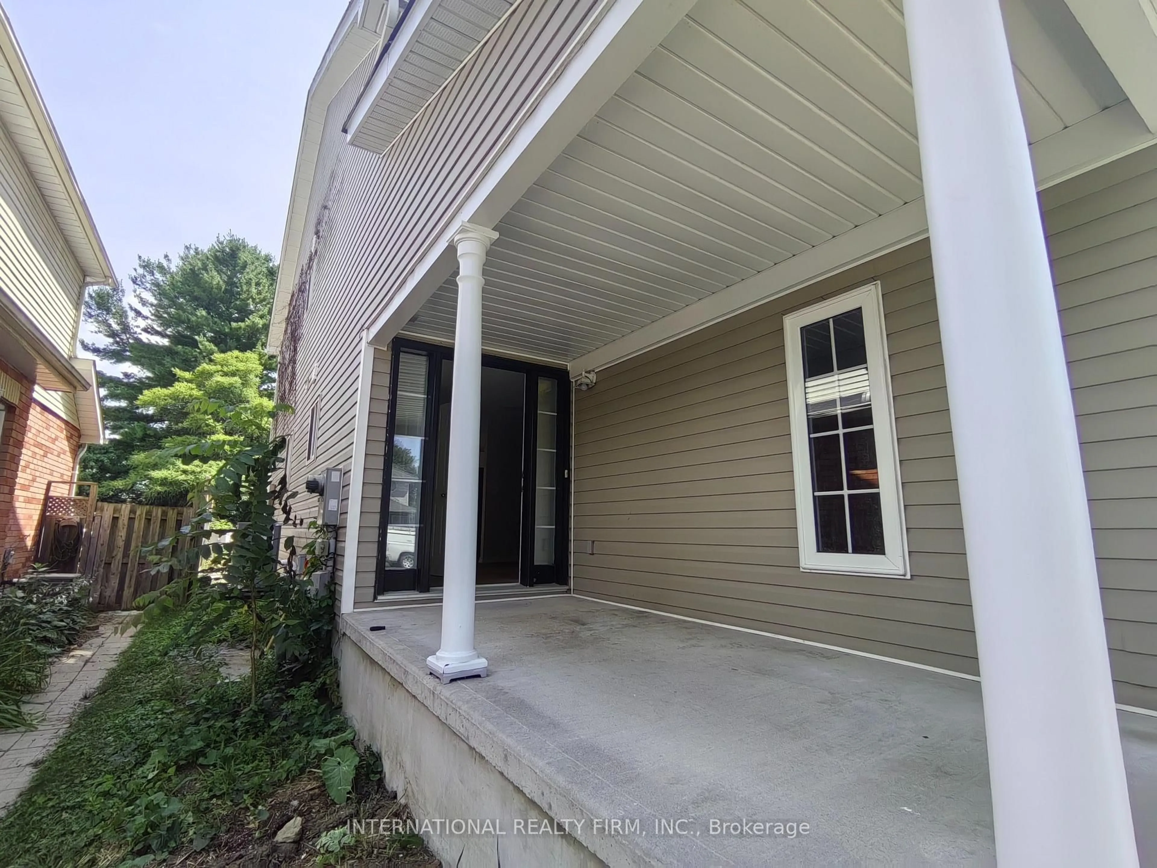 Unknown for 14 Mann St, Clarington Ontario L1C 2H5