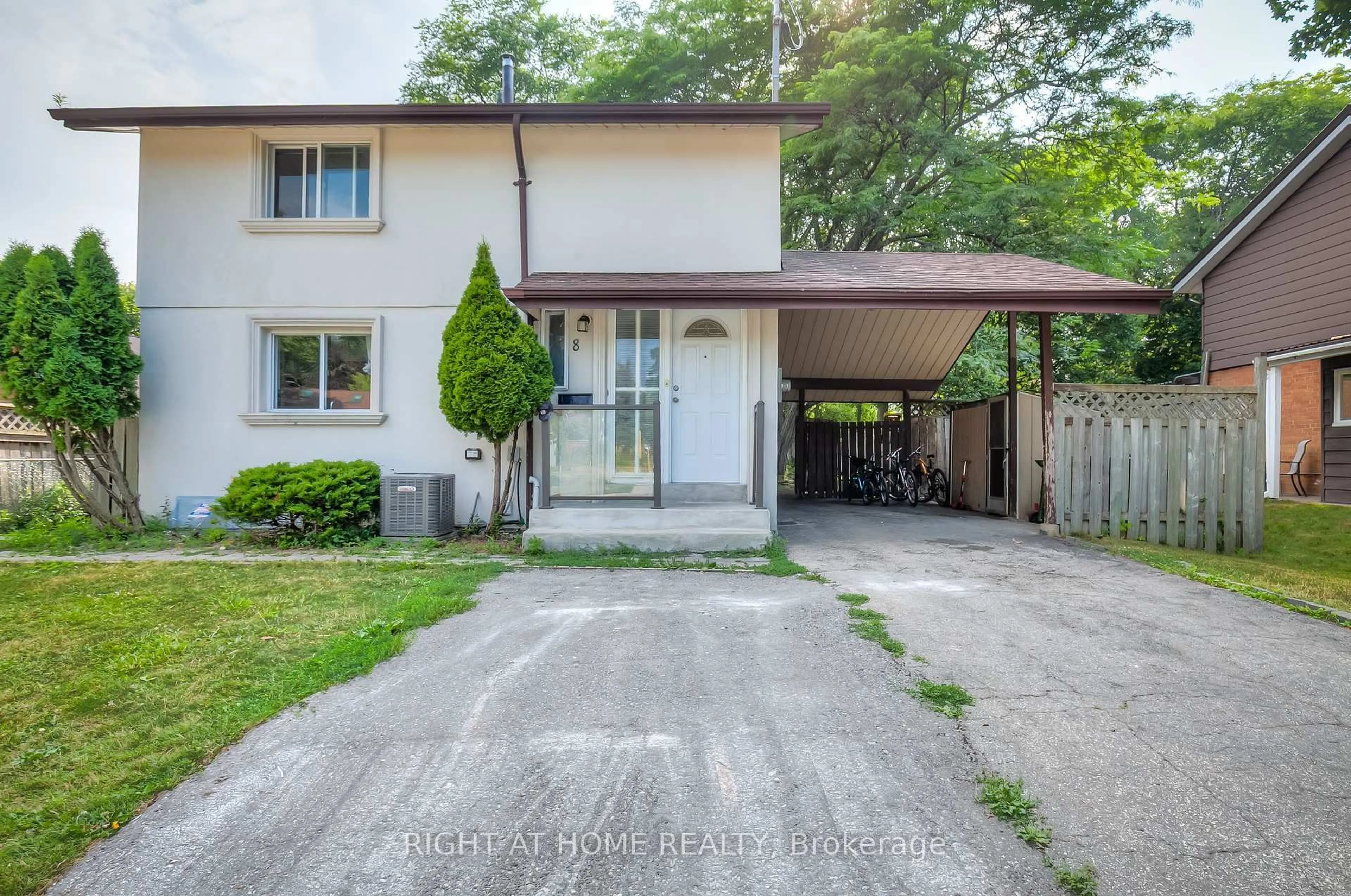 Unknown for 8 Madras Cres, Toronto Ontario M1G 3L1